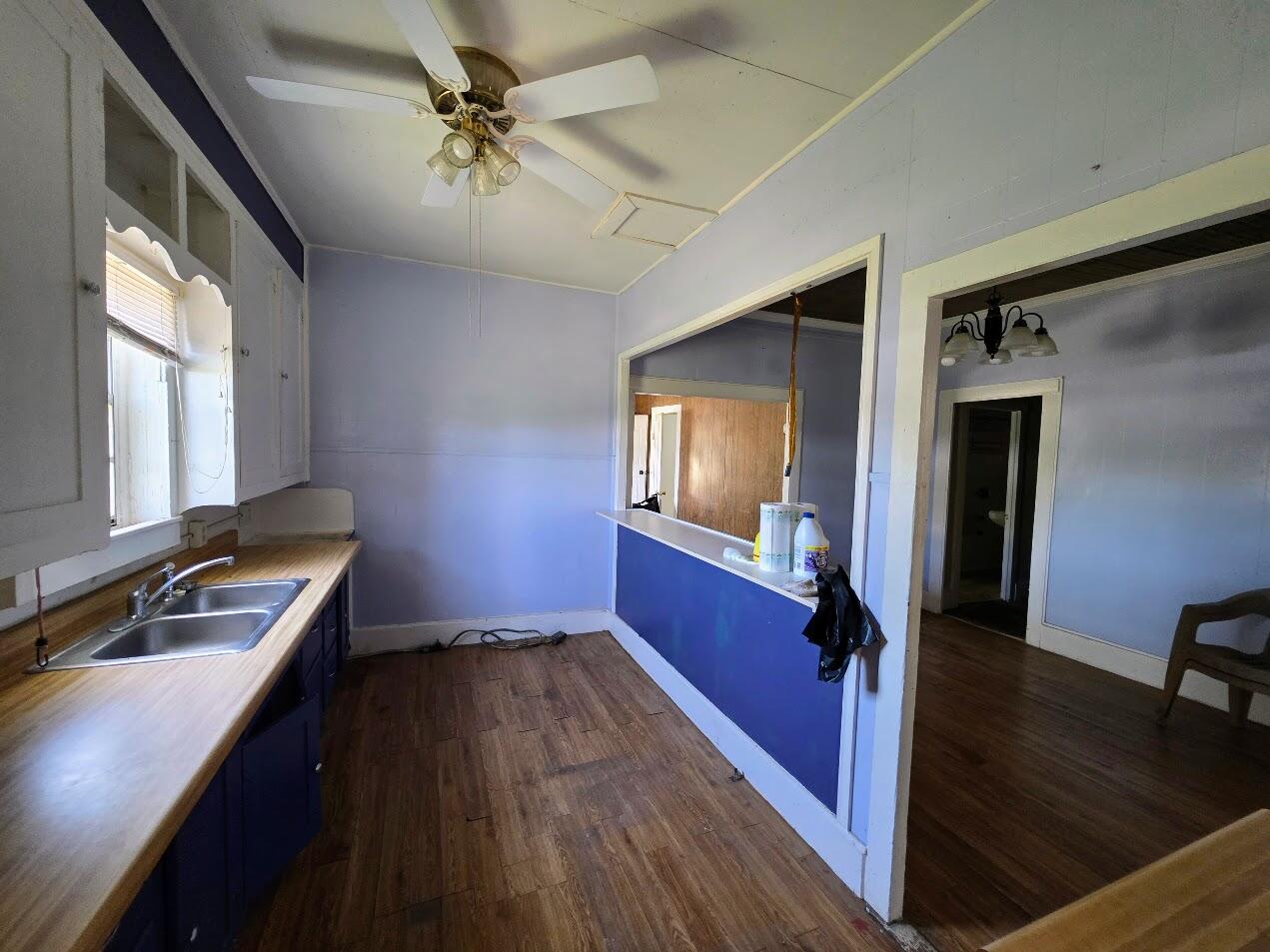 112 W Fleming Avenue Property Photo 3