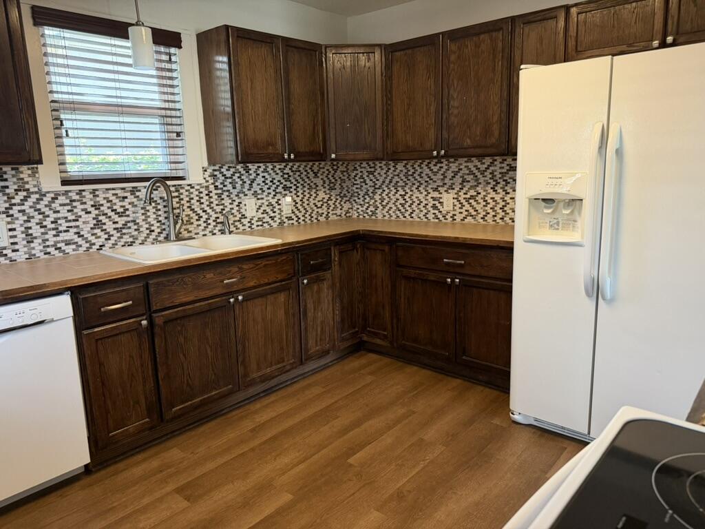 1801 W Avenue I Property Photo 11