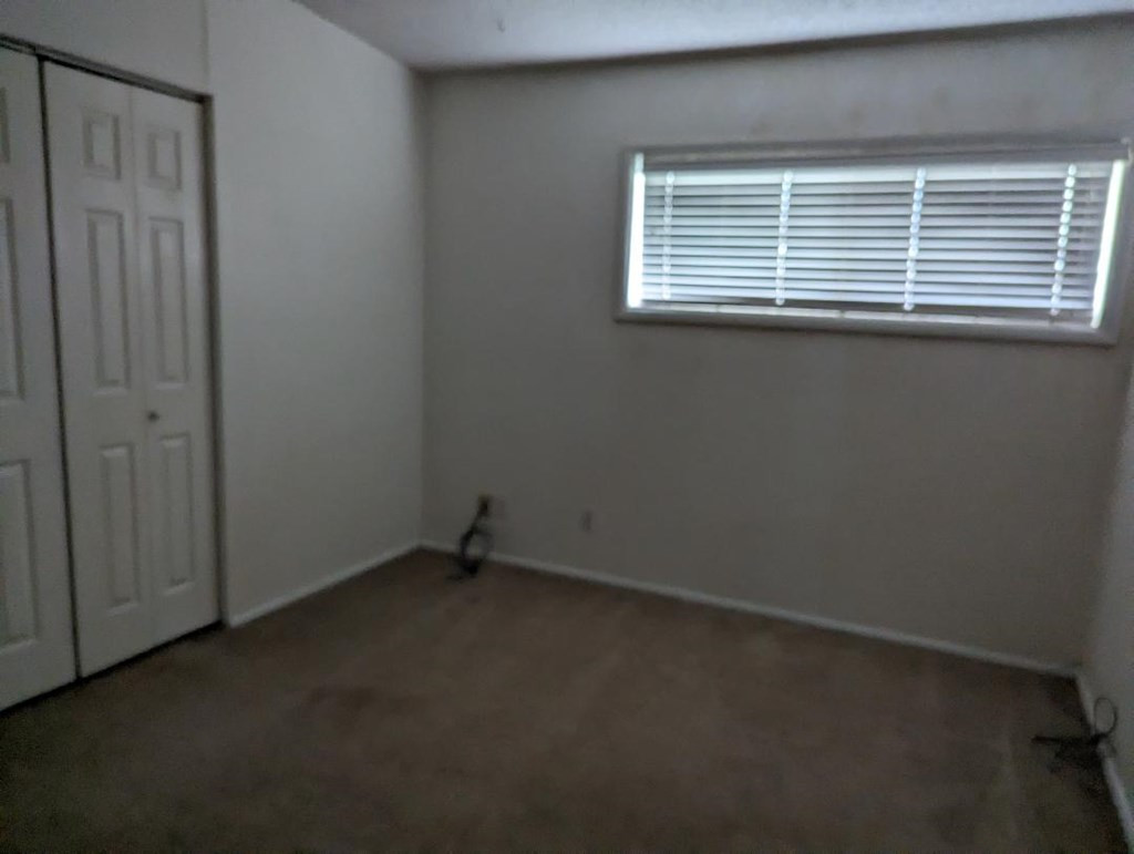 2723 Notre Dame Avenue Property Photo 2