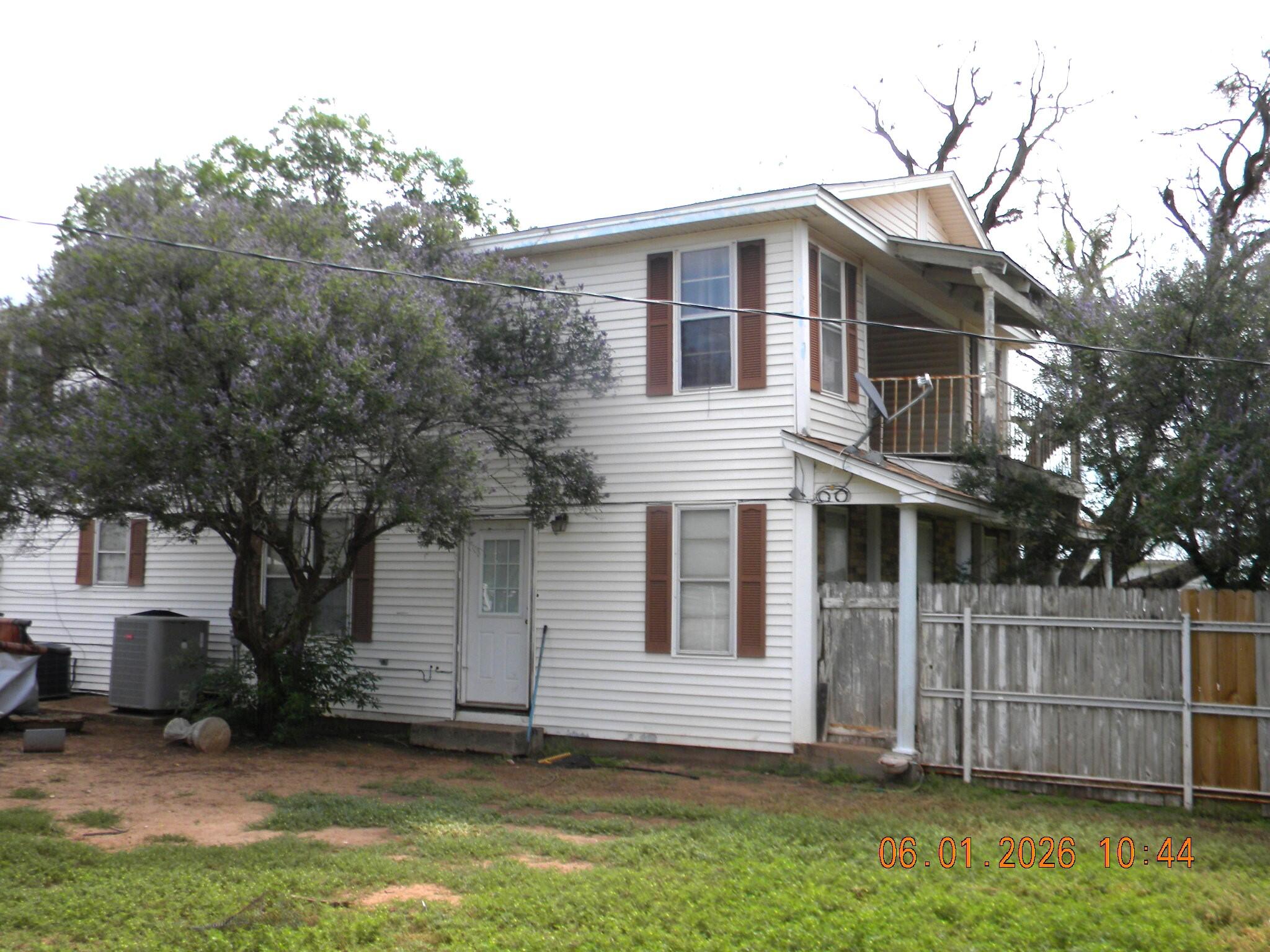 1021 Bishop Street Property Photo 4