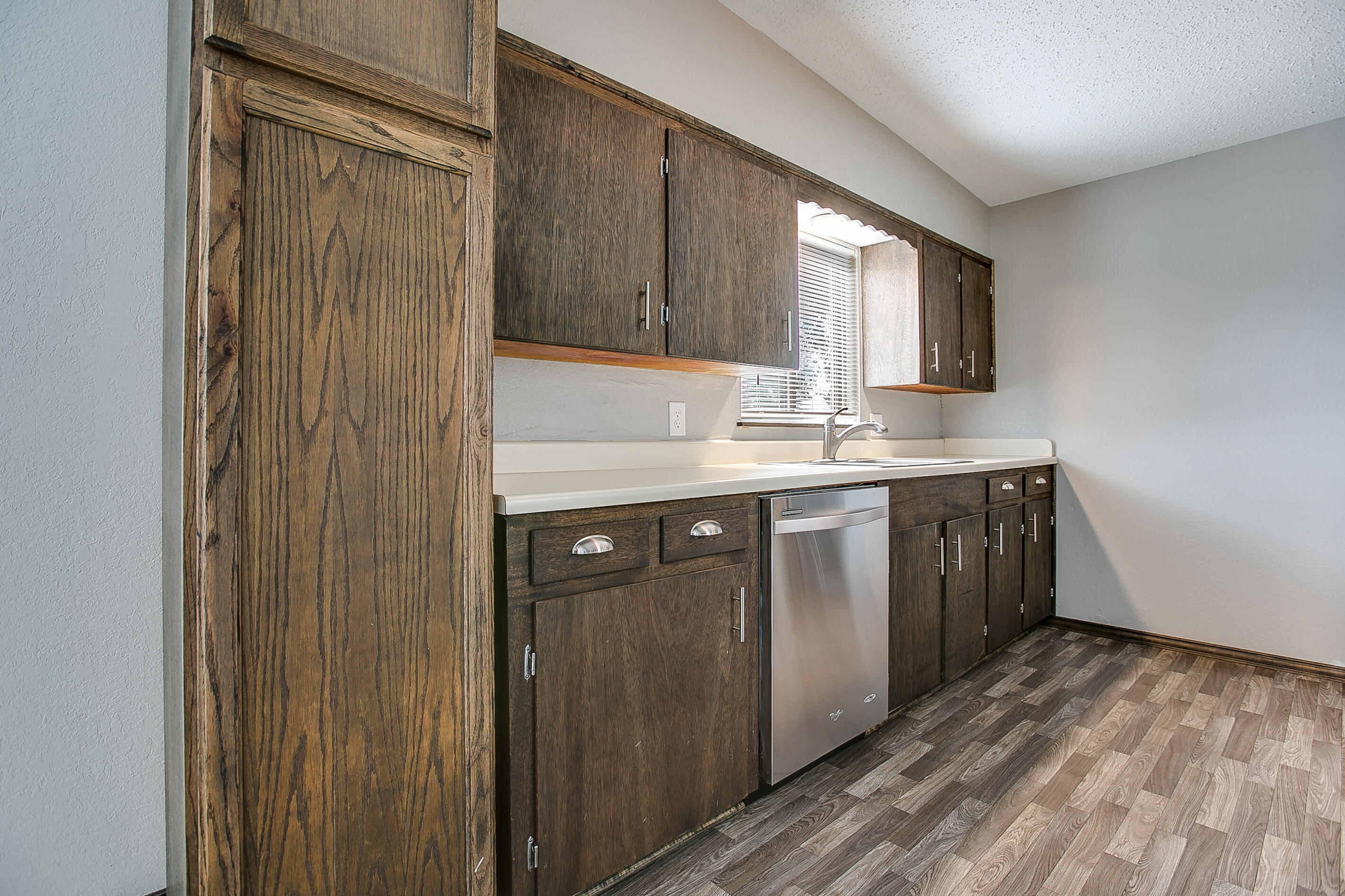 2116 Chapman Street Property Photo 8