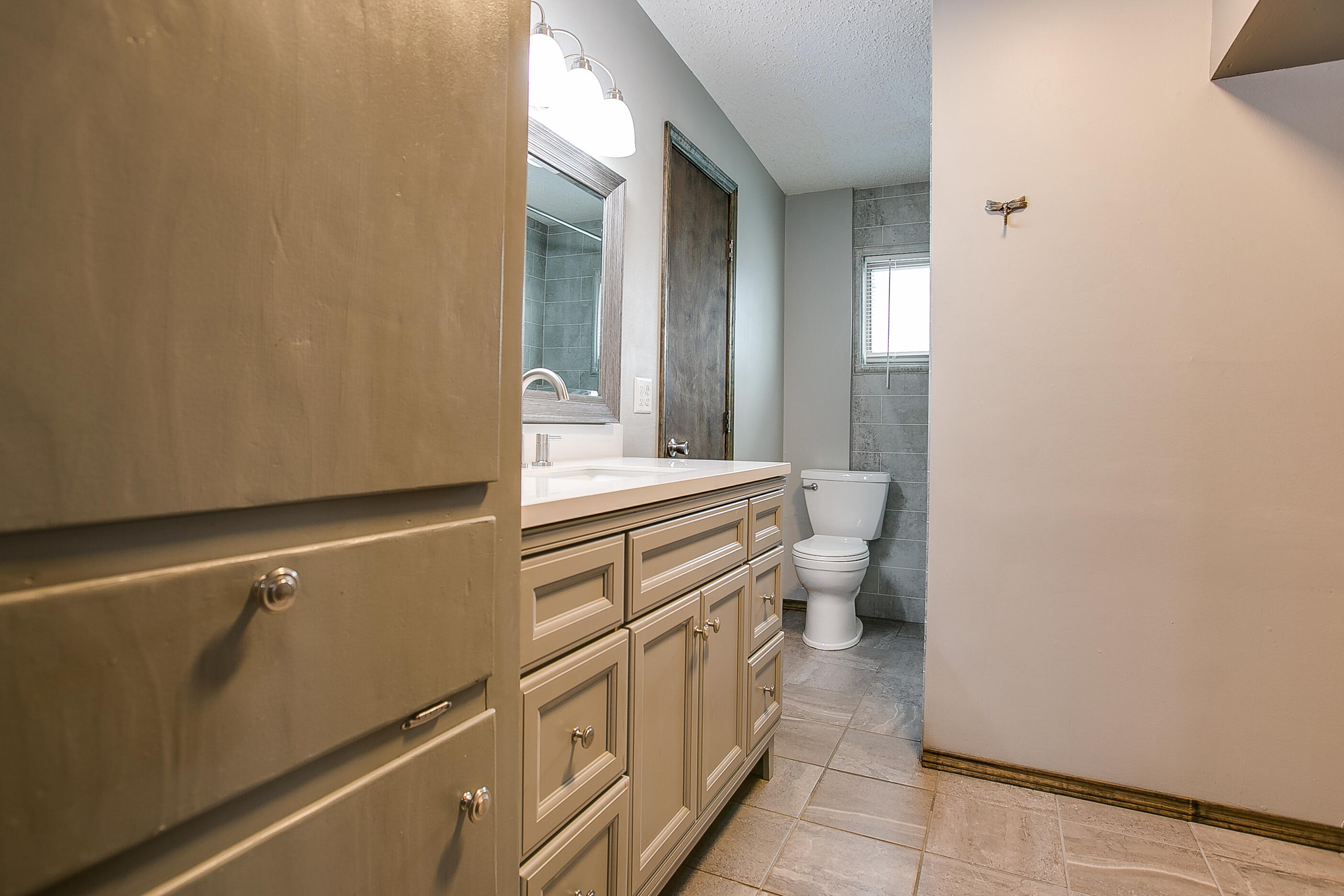 2116 Chapman Street Property Photo 18