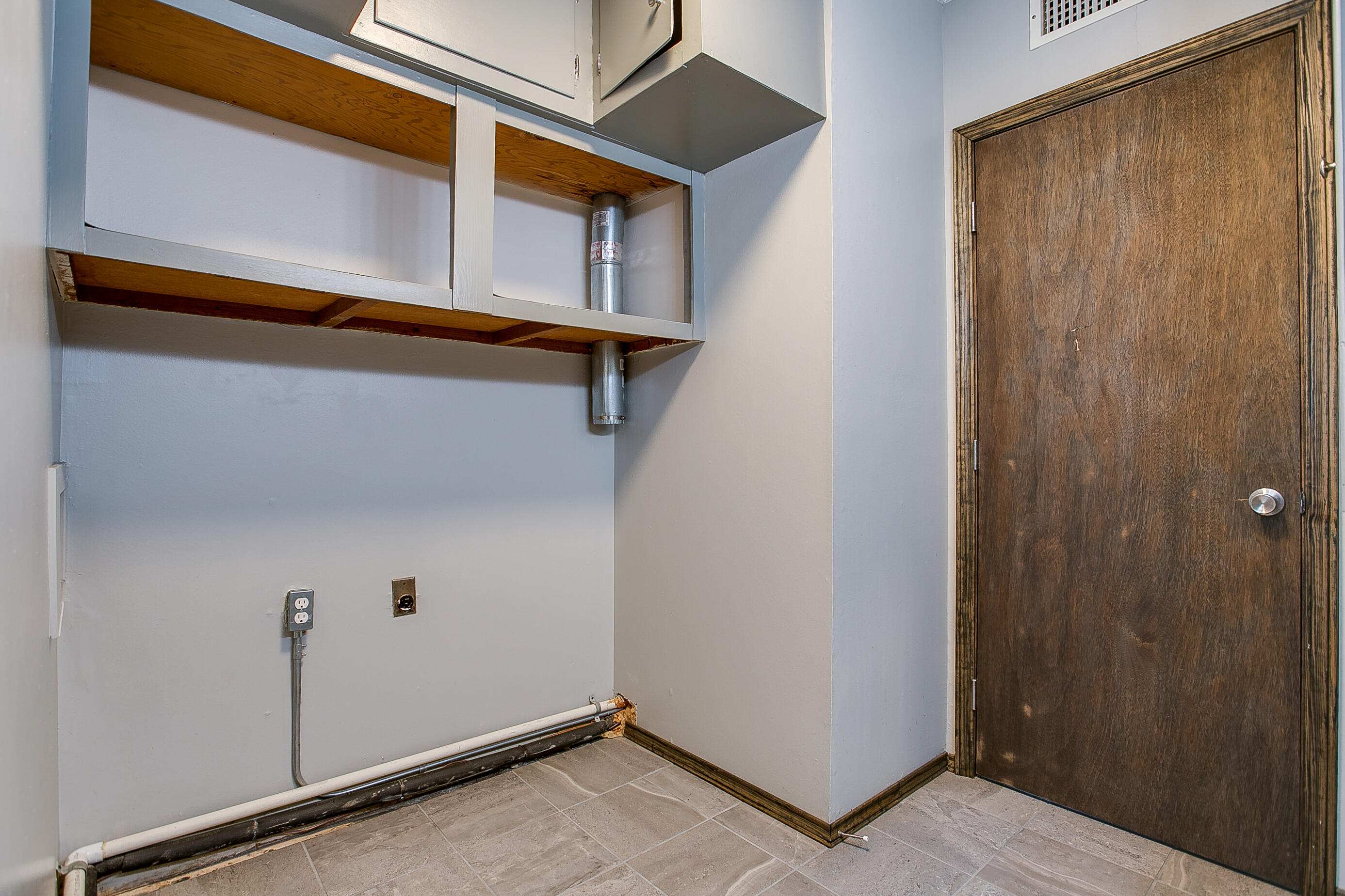 2116 Chapman Street Property Photo 20