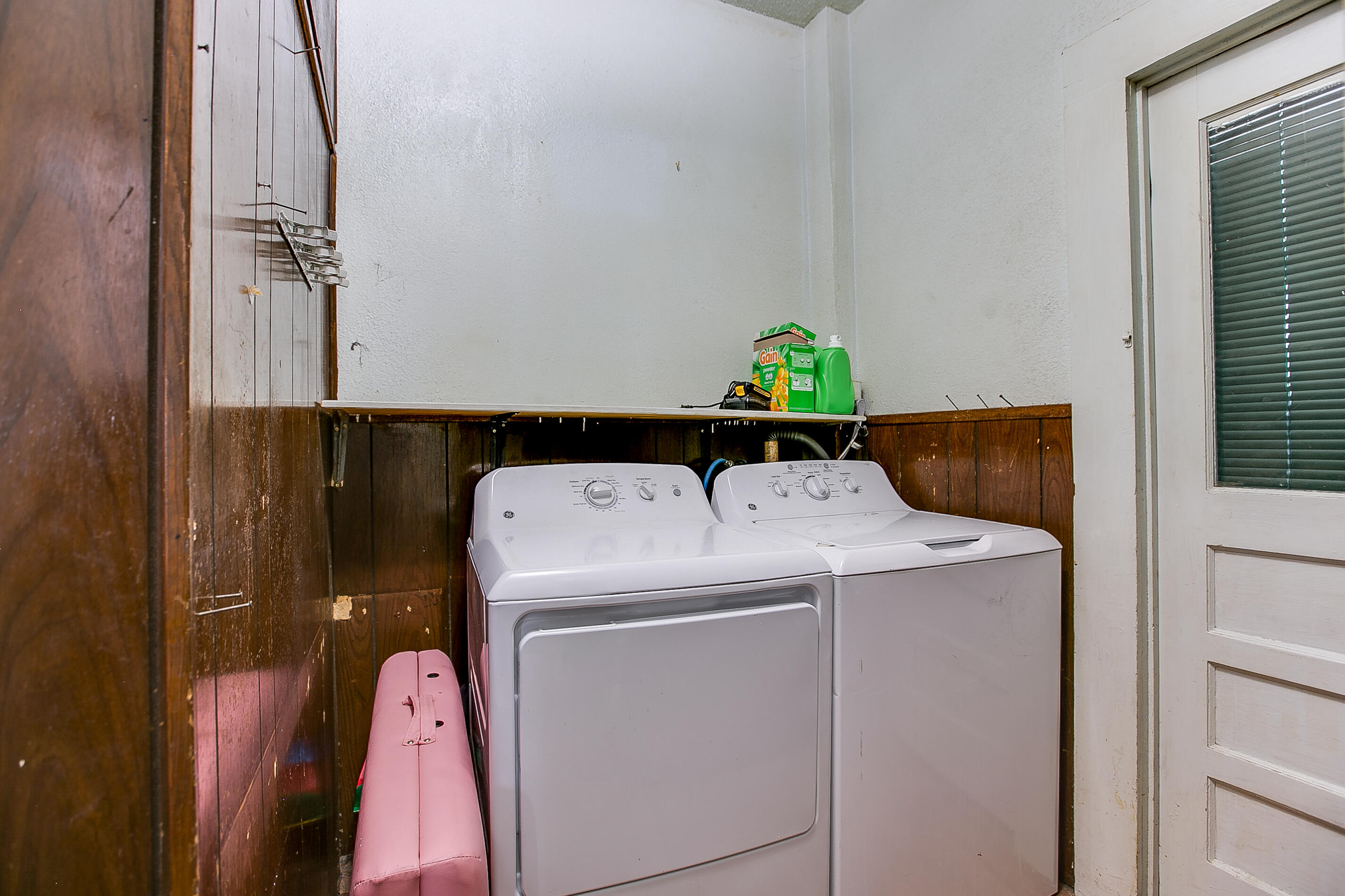 803 E 17th Street Property Photo 16