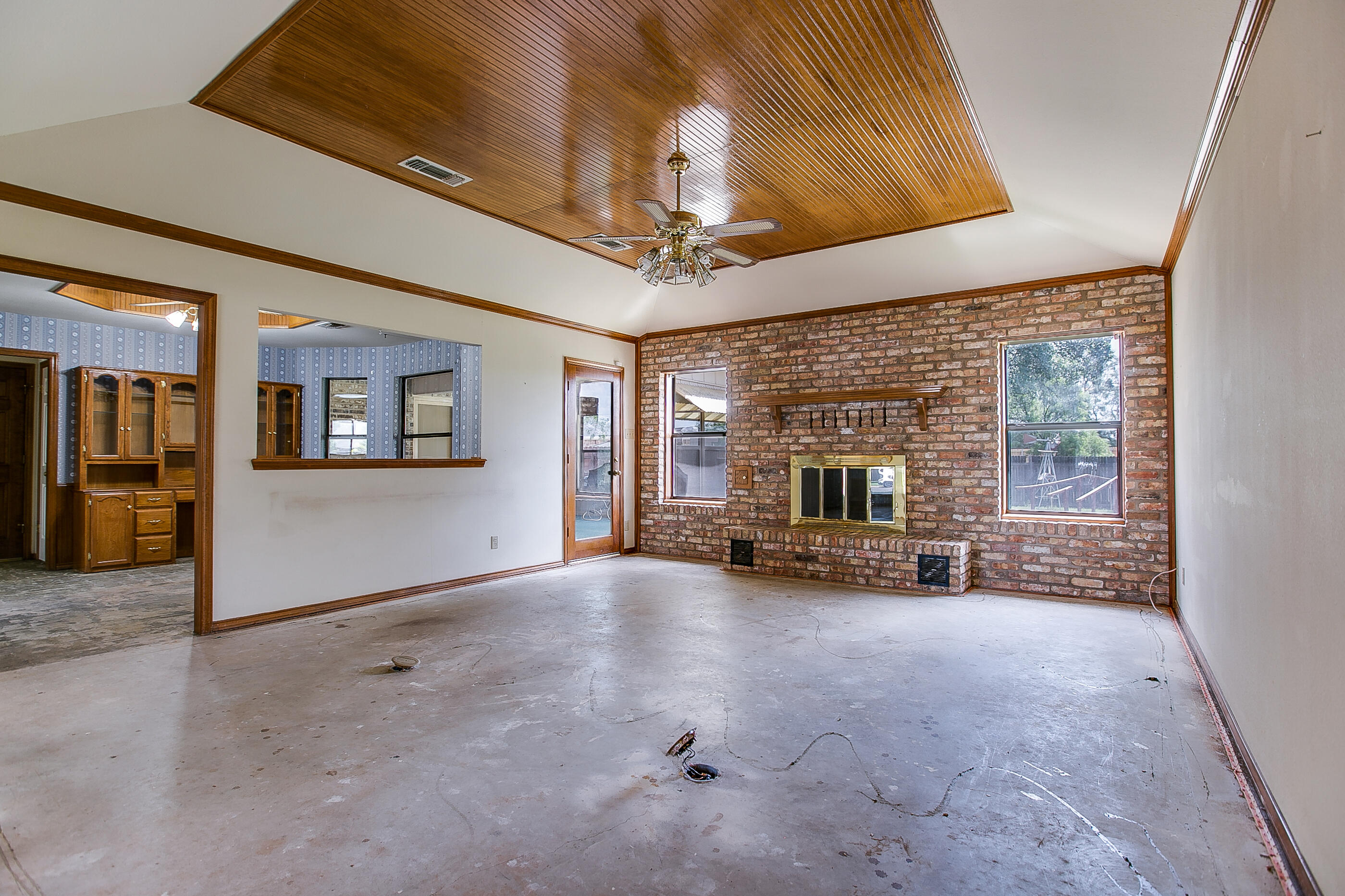 242 Burlington Road Property Photo 8