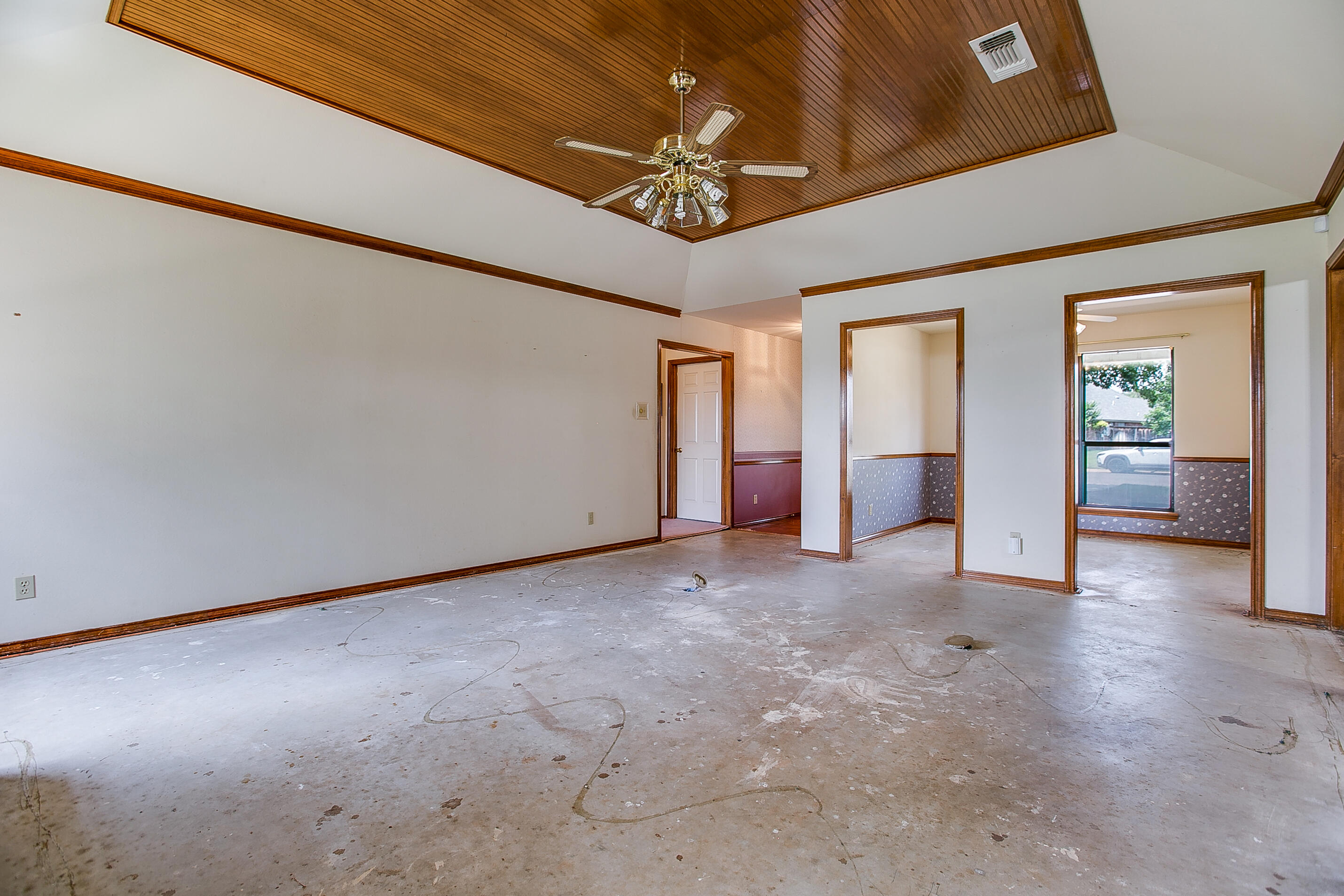 242 Burlington Road Property Photo 10