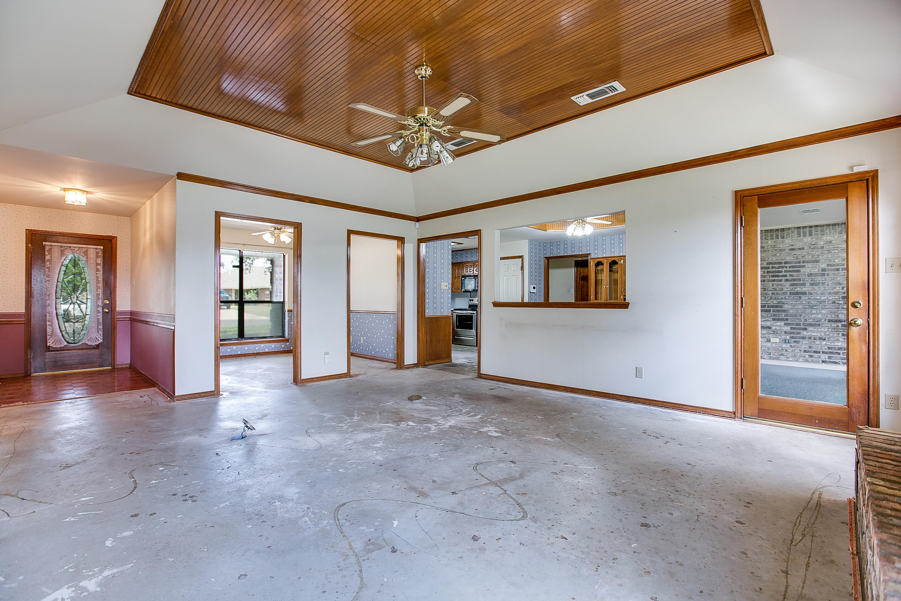 242 Burlington Road Property Photo 11