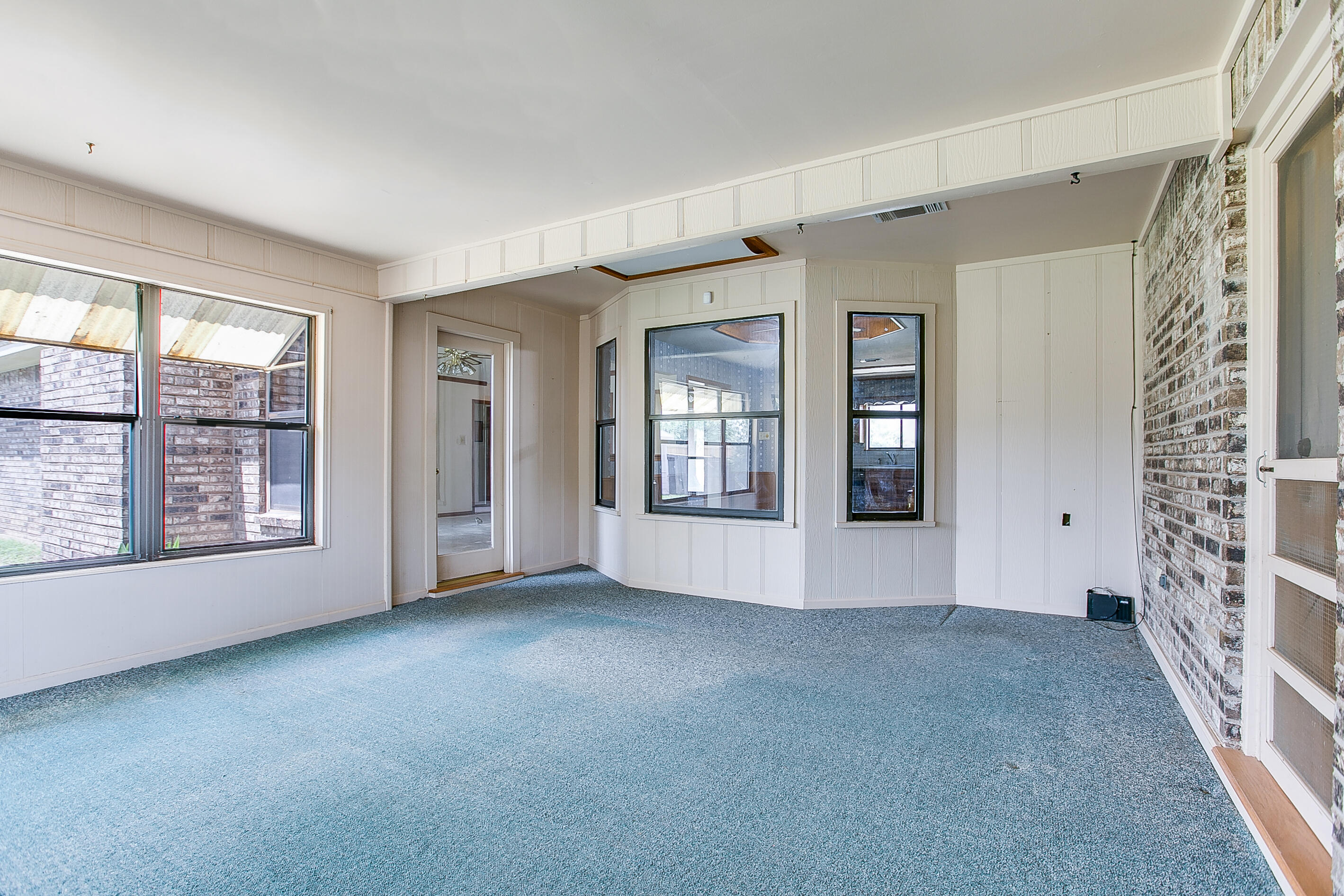 242 Burlington Road Property Photo 32