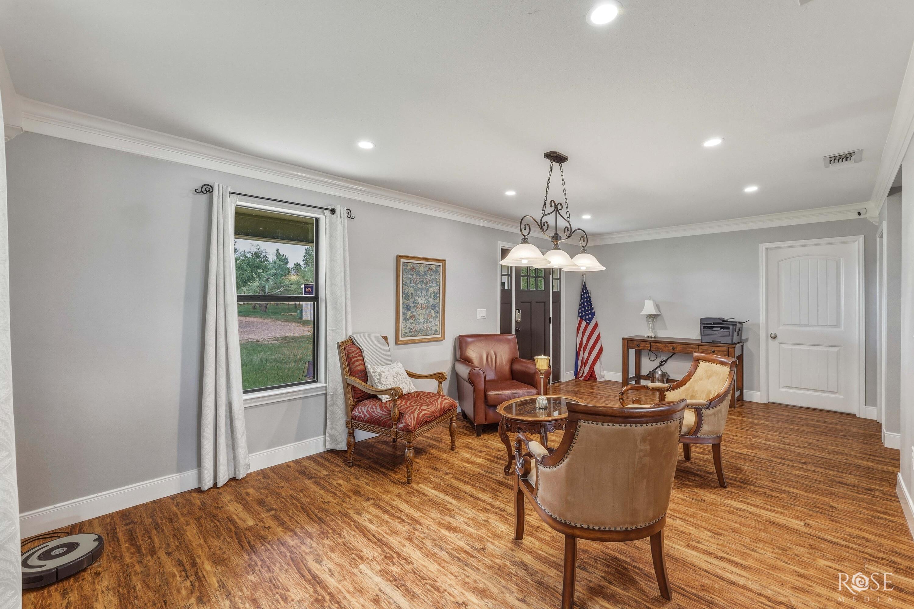 2029 American Legion Road Property Photo 4