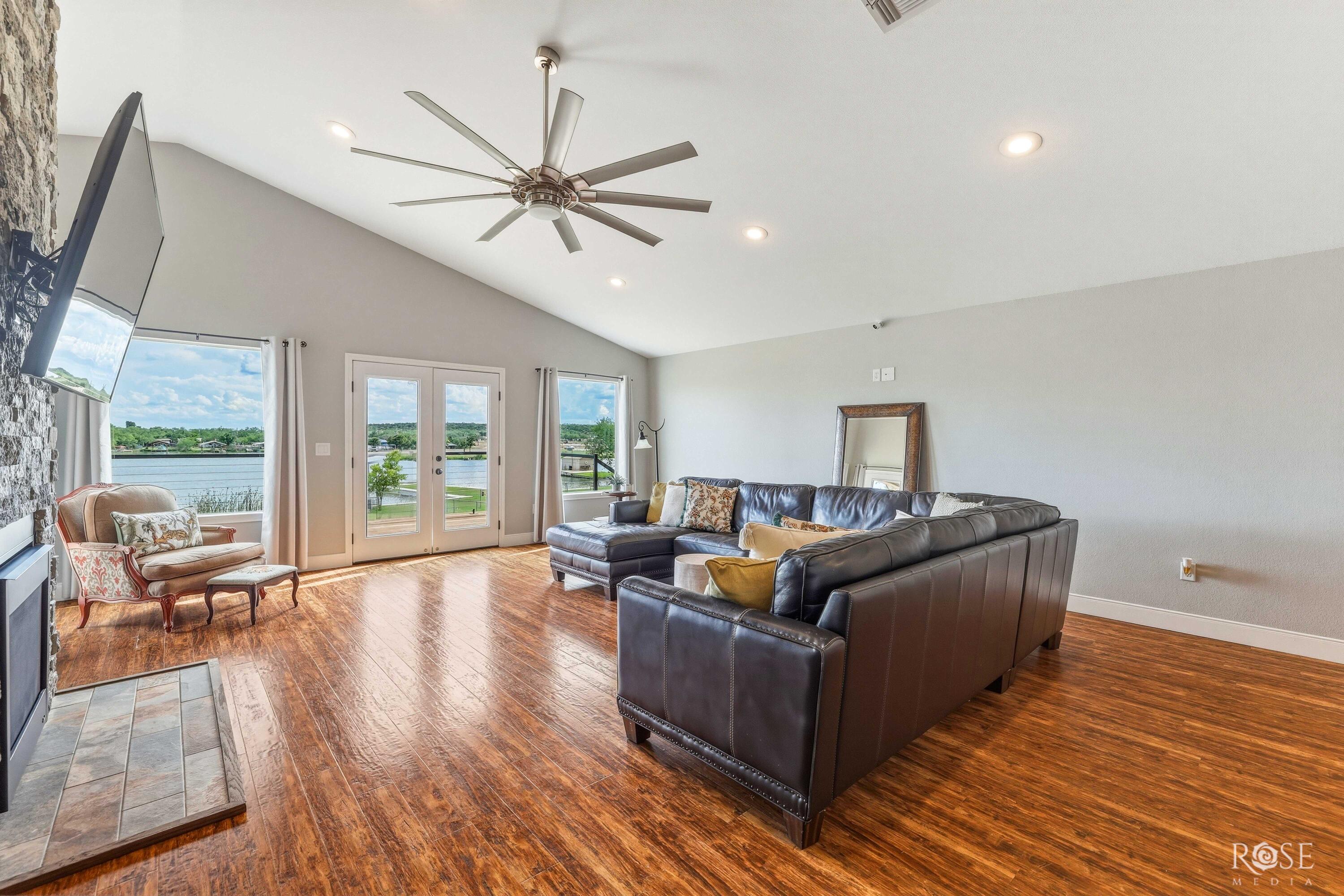 2029 American Legion Road Property Photo 12