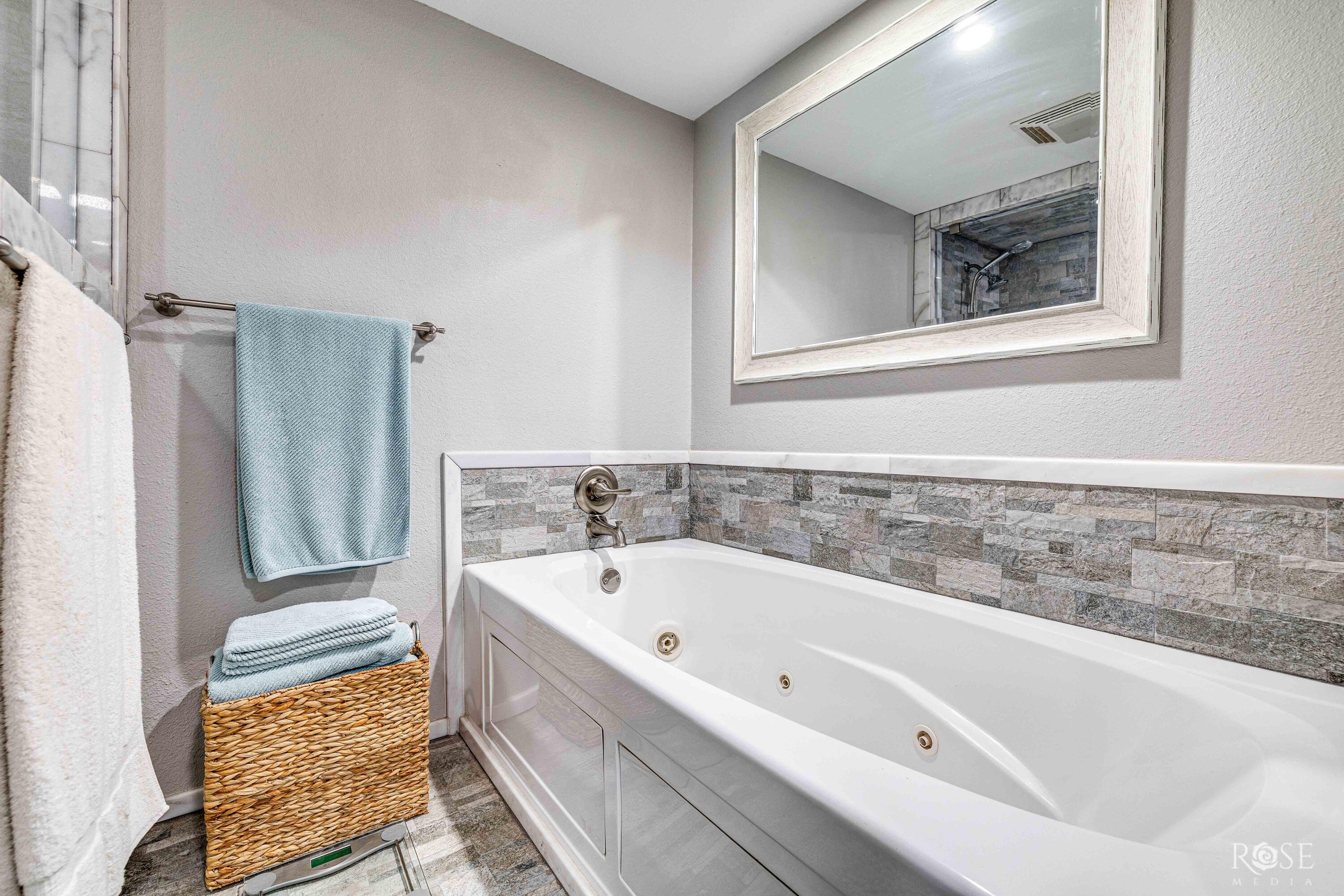 2029 American Legion Road Property Photo 19