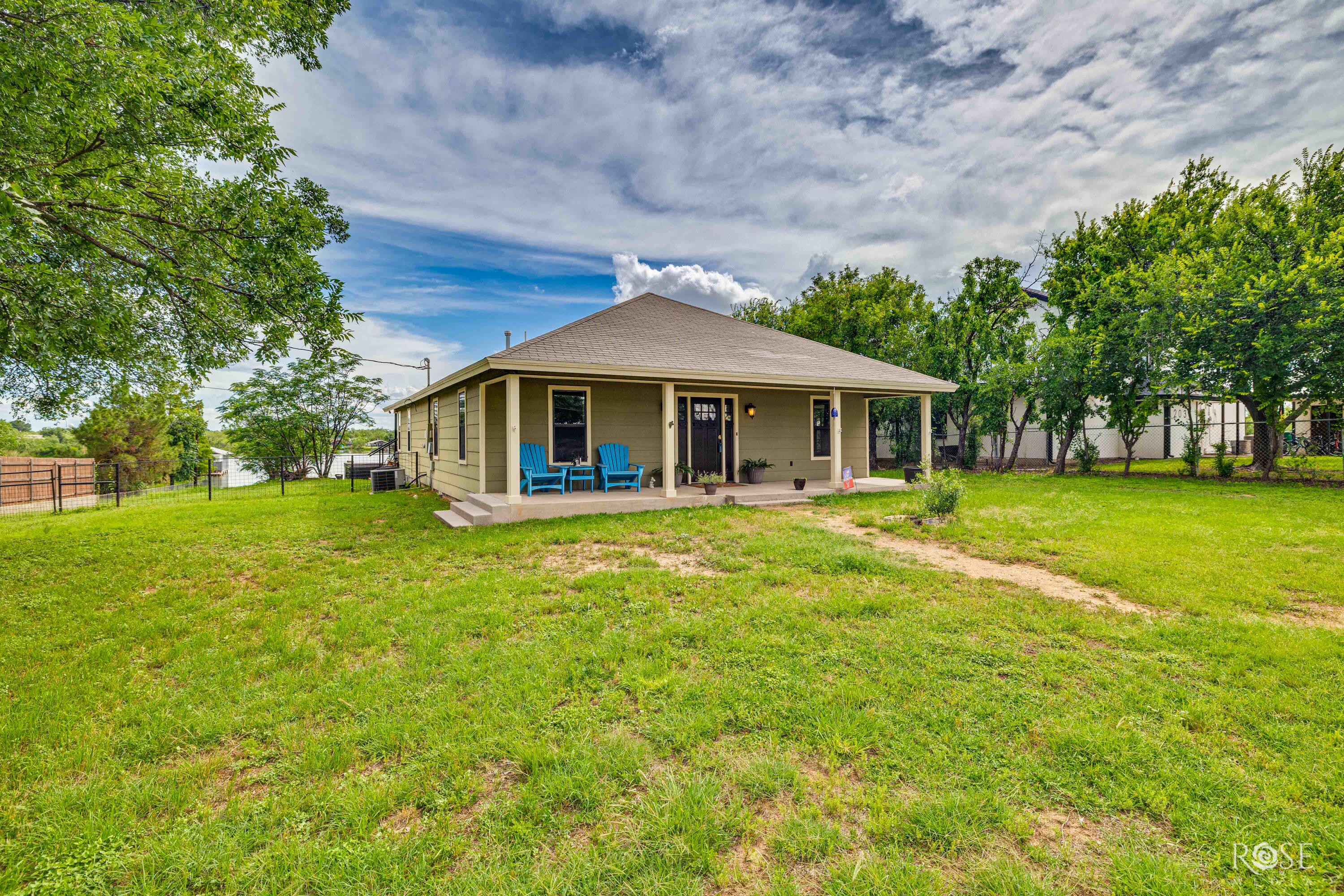 2029 American Legion Road Property Photo 43