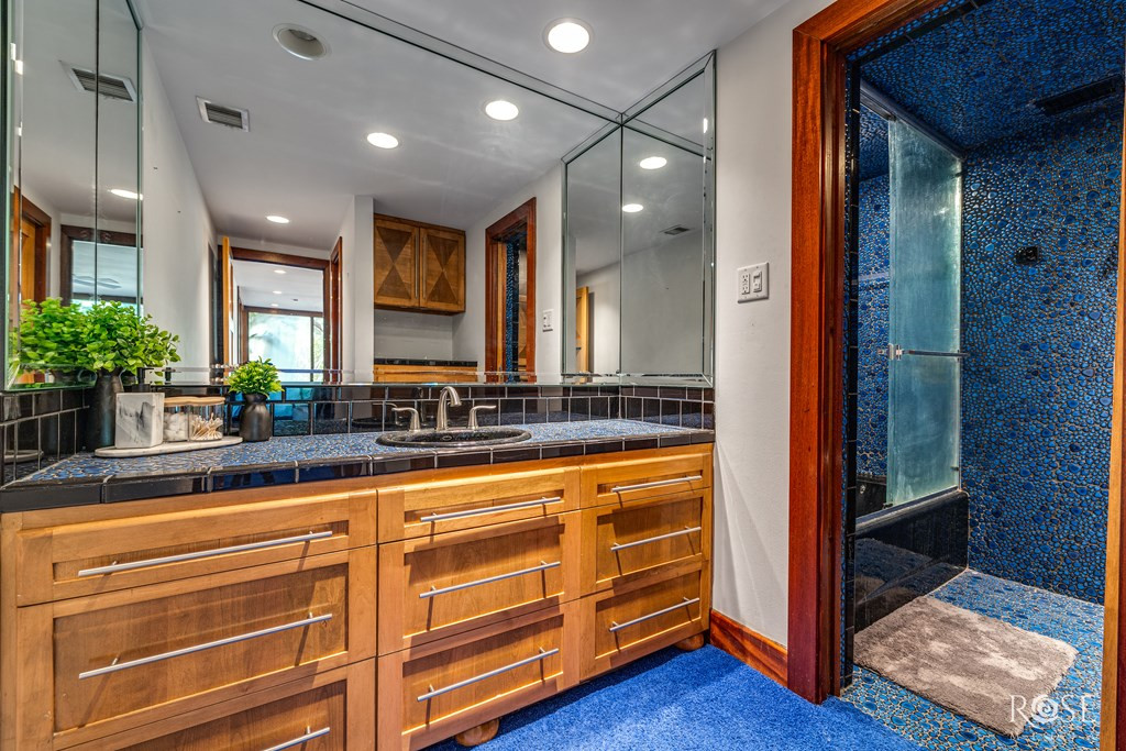 1703 Christoval Road Property Photo 43