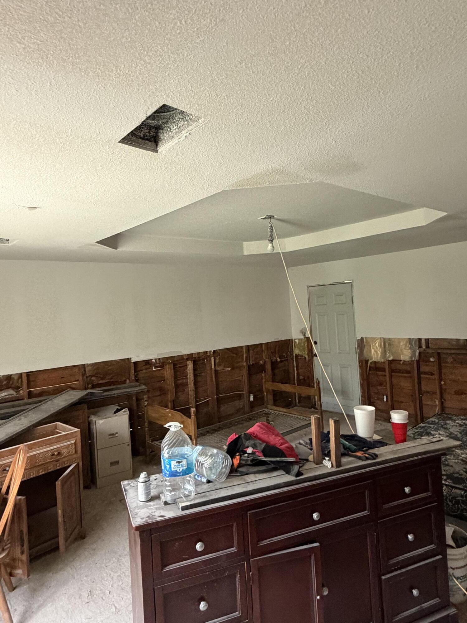 56 E 37th Street Property Photo 1