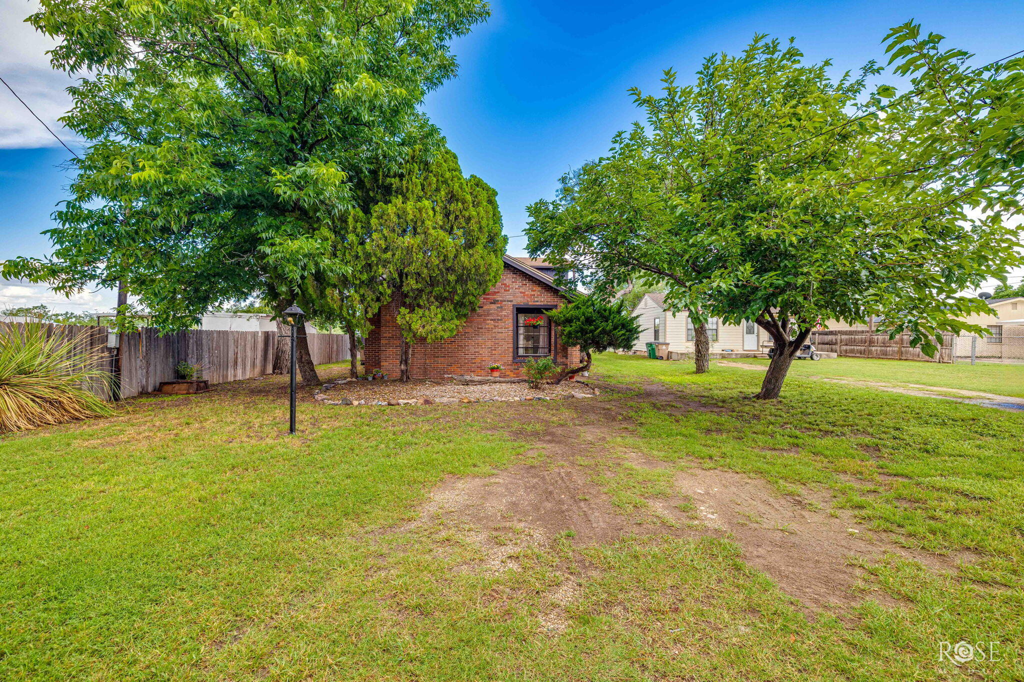 1710 Shady Point Cir Drive Property Photo 1