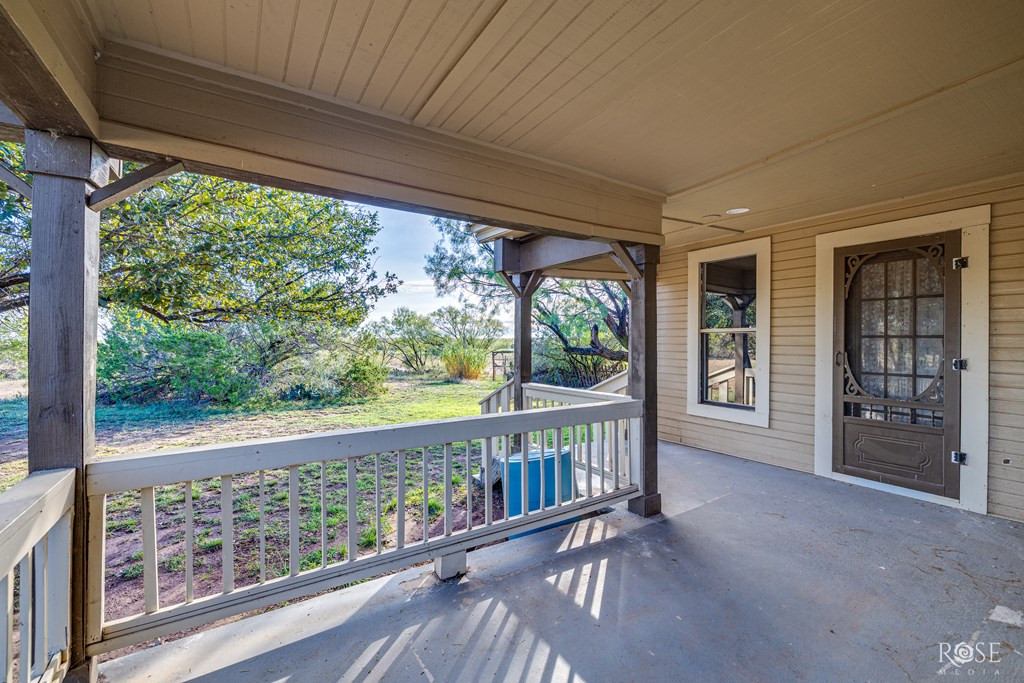 201 Ratliff Road Property Photo 6