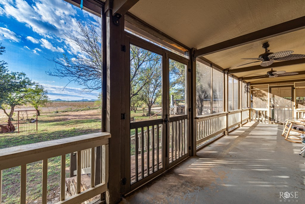201 Ratliff Road Property Photo 9