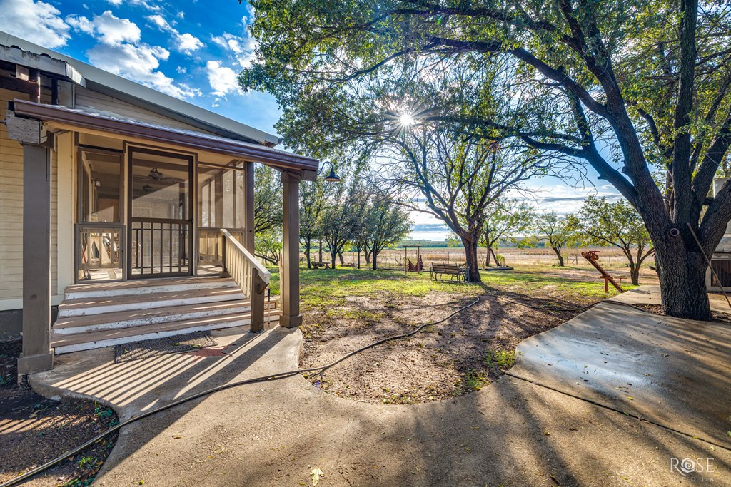 201 Ratliff Road Property Photo 10