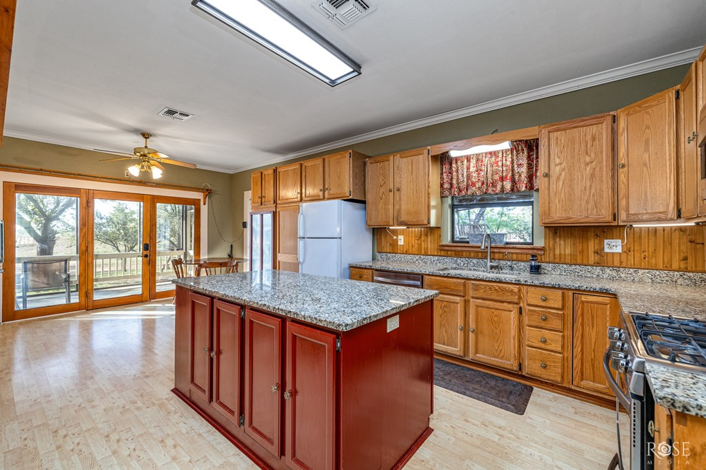201 Ratliff Road Property Photo 29