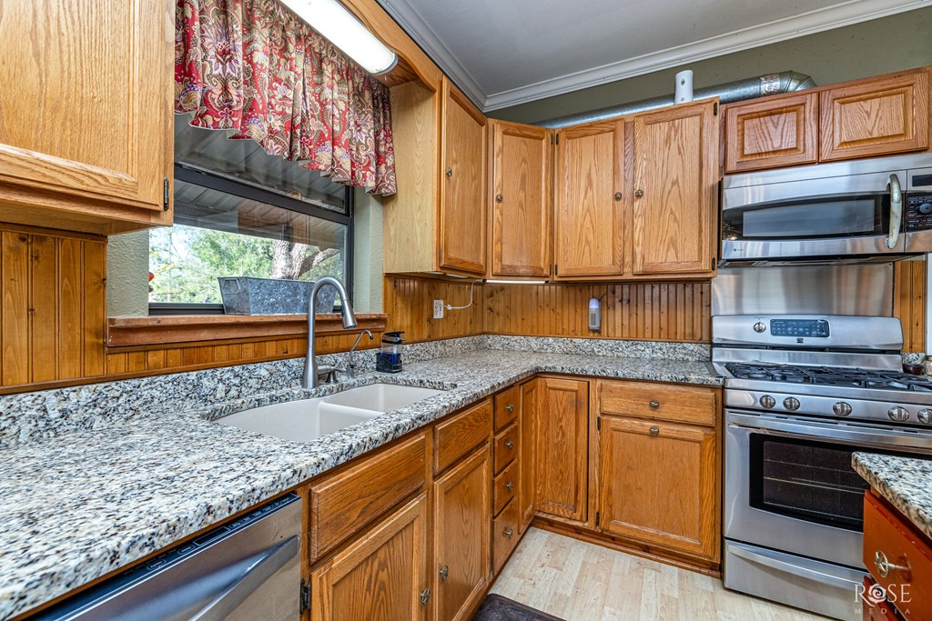 201 Ratliff Road Property Photo 31