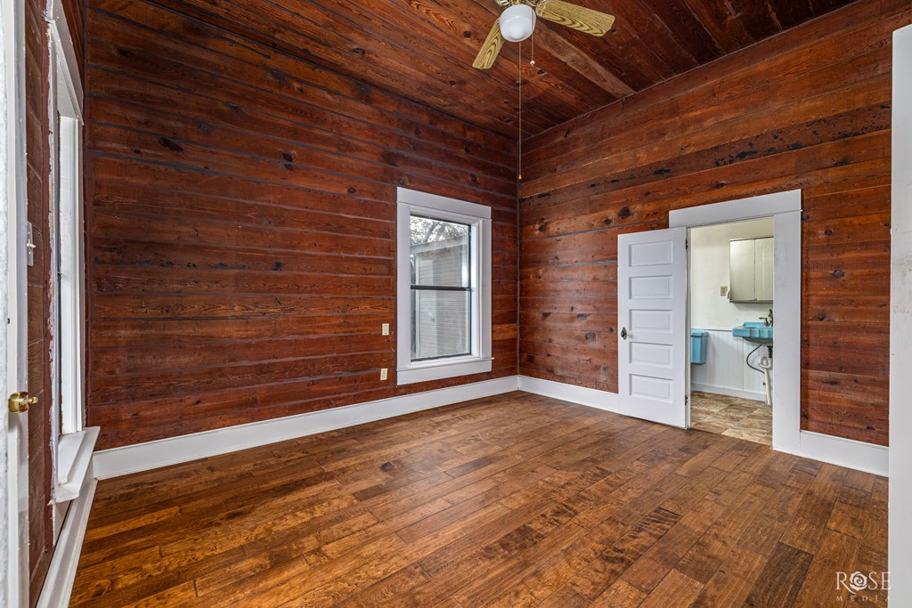 201 Ratliff Road Property Photo 35