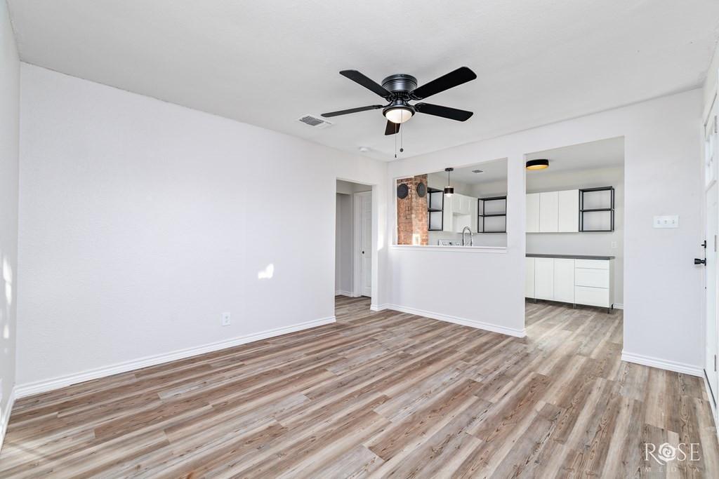 38 W 13th Street Property Photo 4