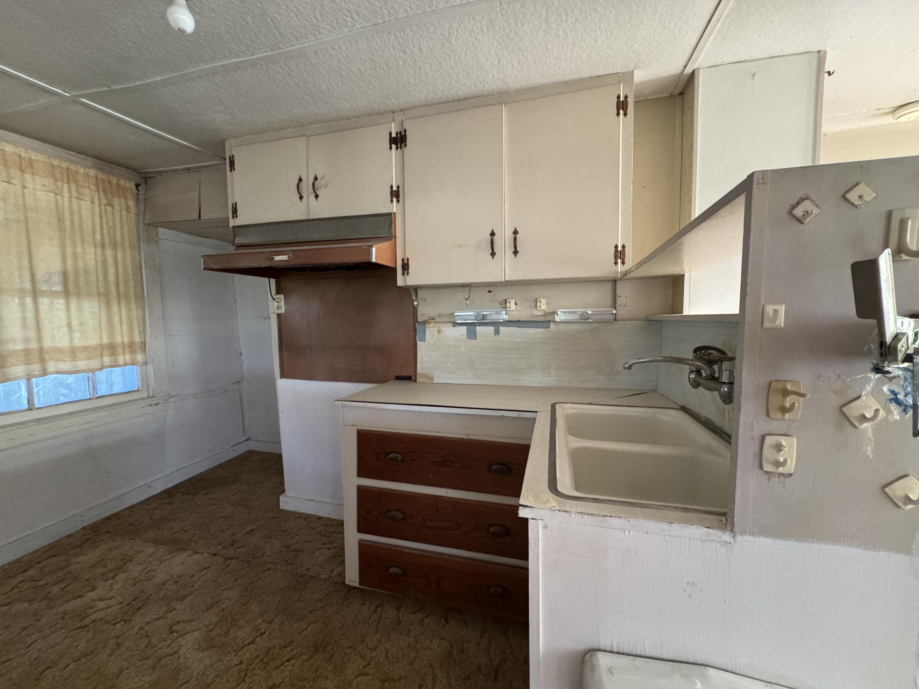 22 S Malone Street Property Photo 6