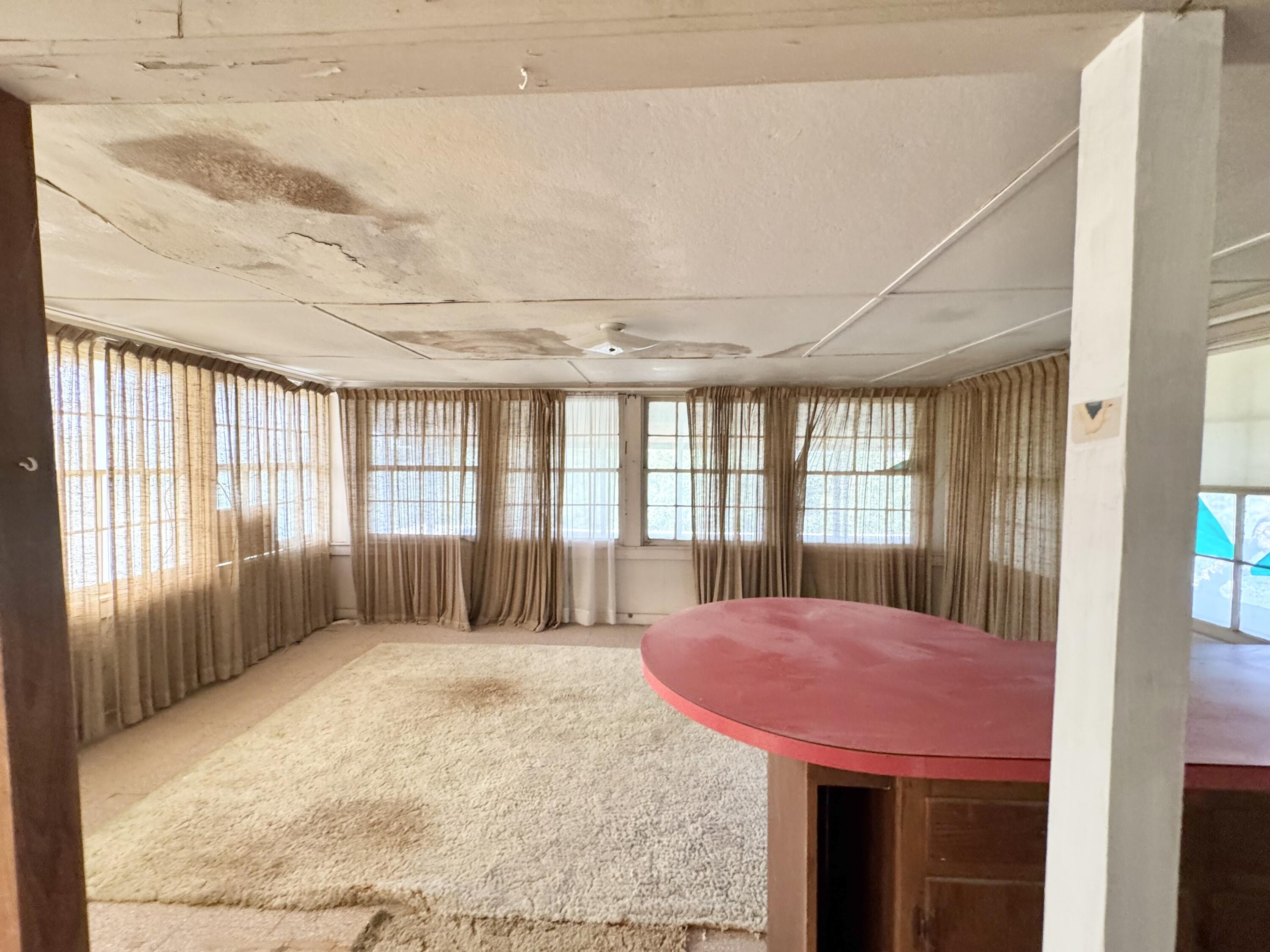 22 S Malone Street Property Photo 13