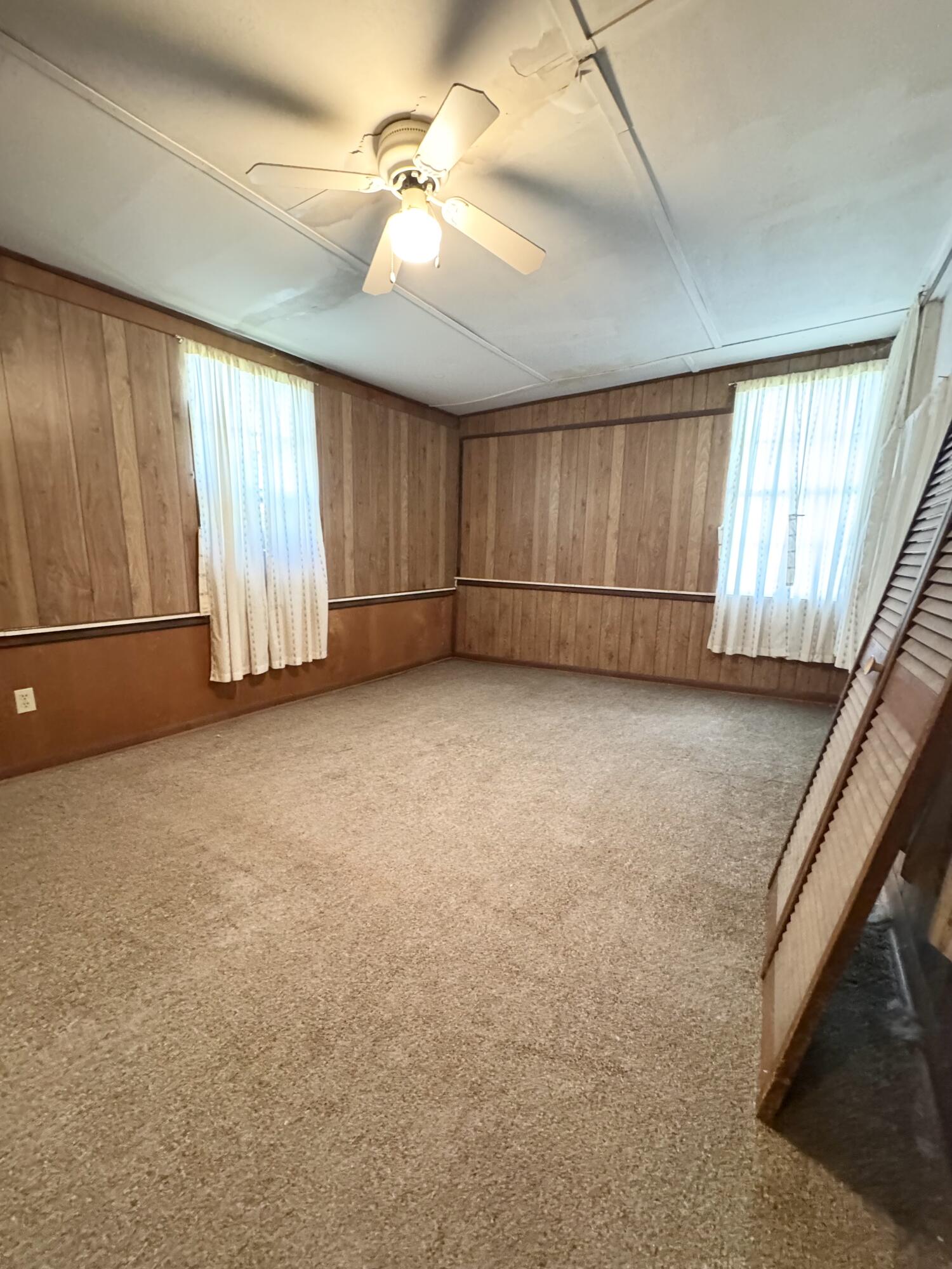 22 S Malone Street Property Photo 17