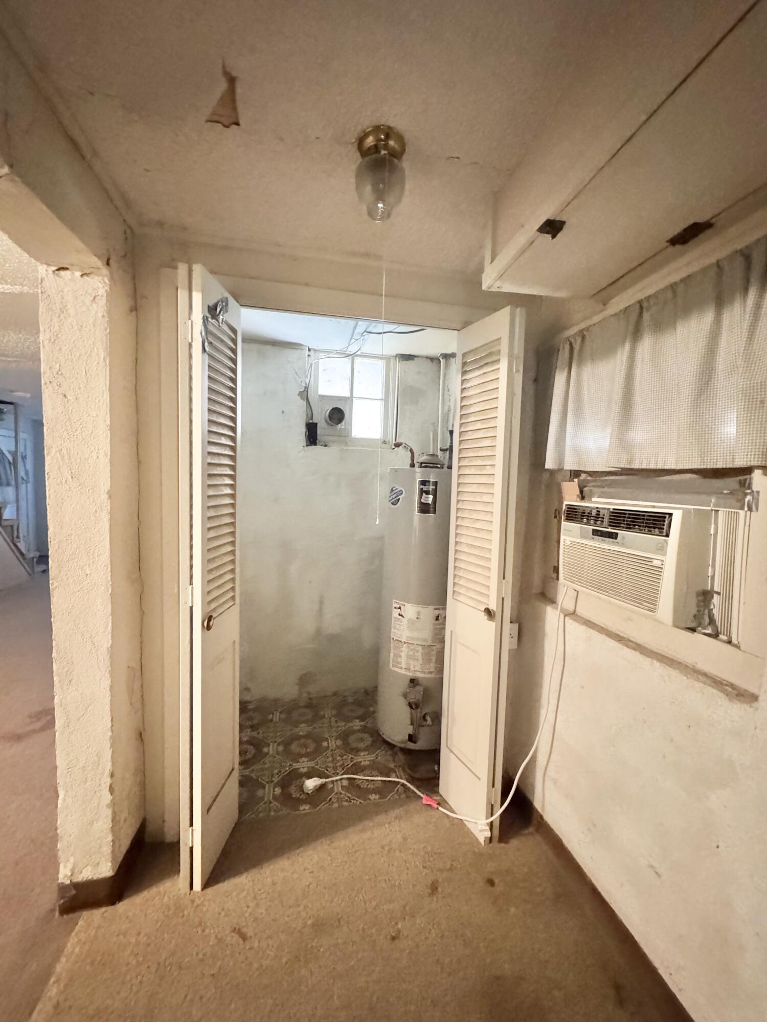 22 S Malone Street Property Photo 20