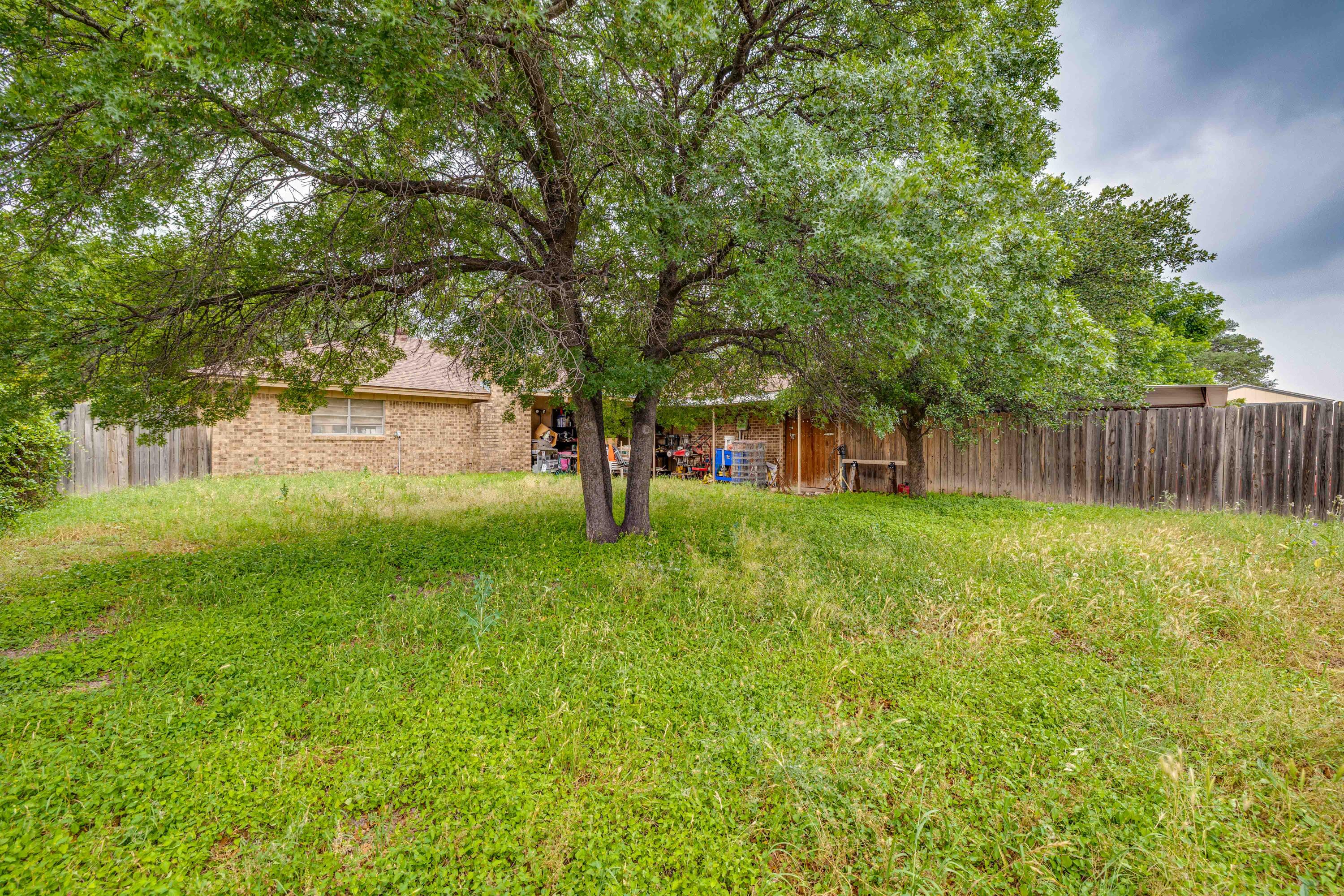 2814 Canyon Creek Drive Property Photo 5