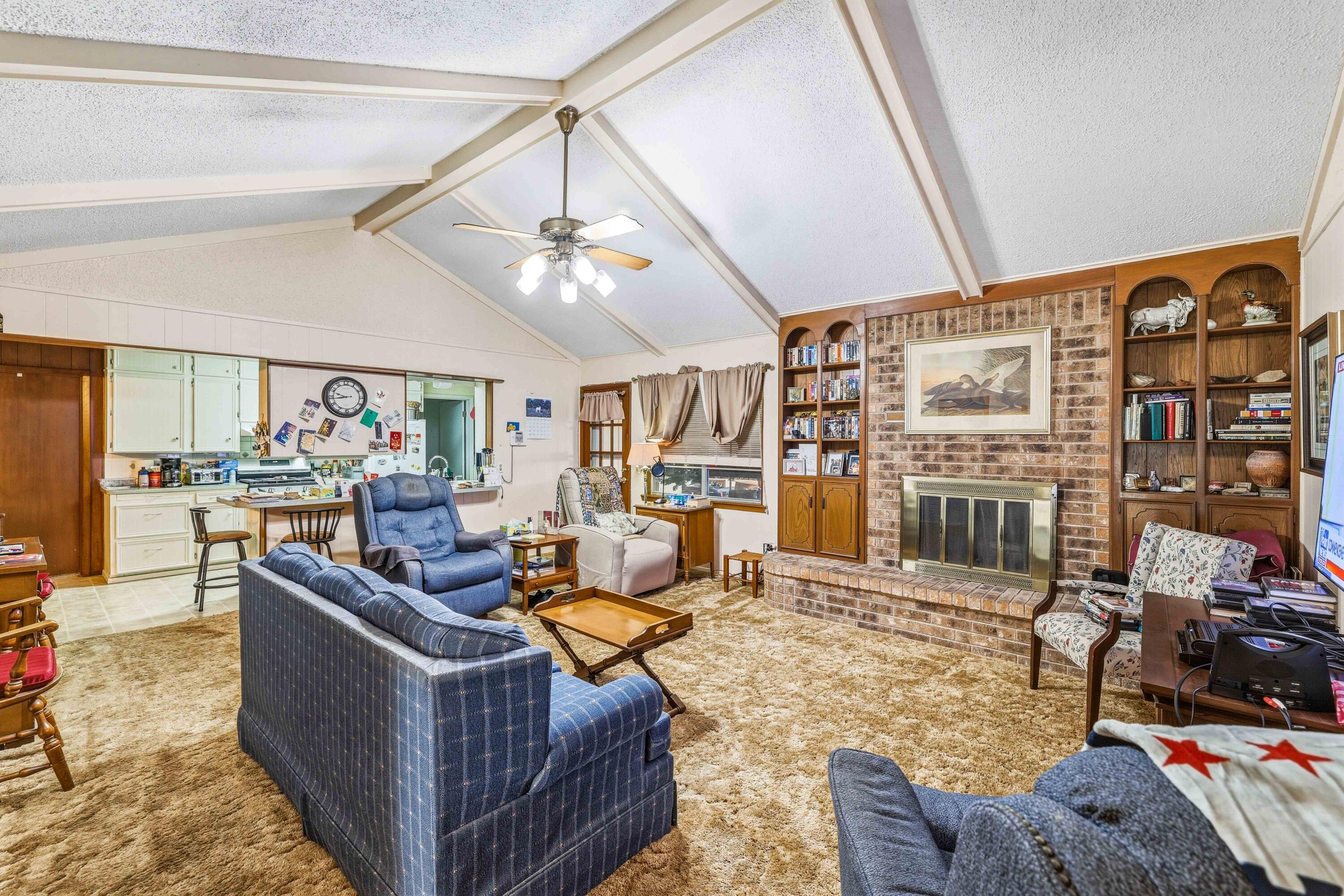 2814 Canyon Creek Drive Property Photo 6