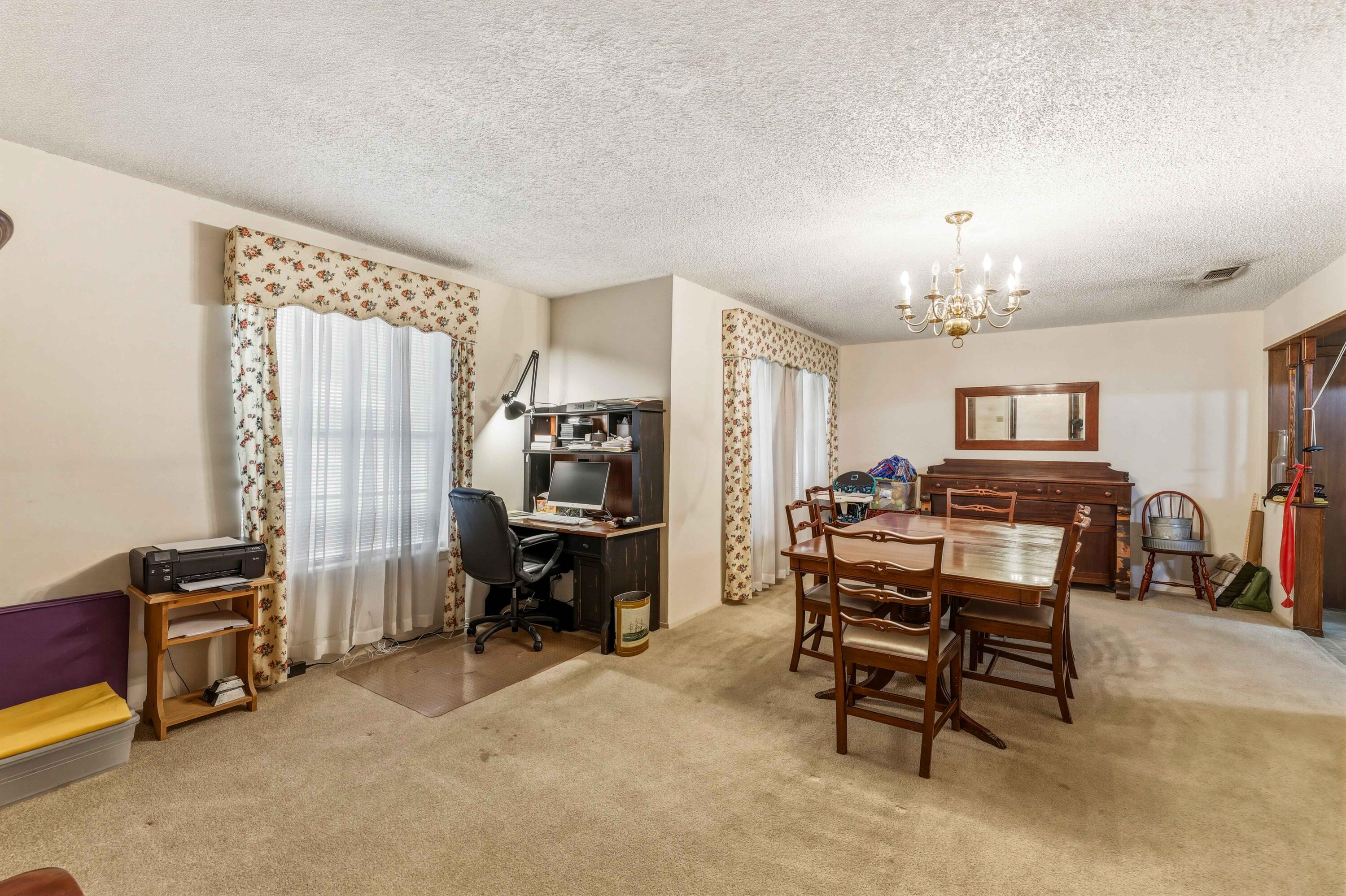 2814 Canyon Creek Drive Property Photo 10