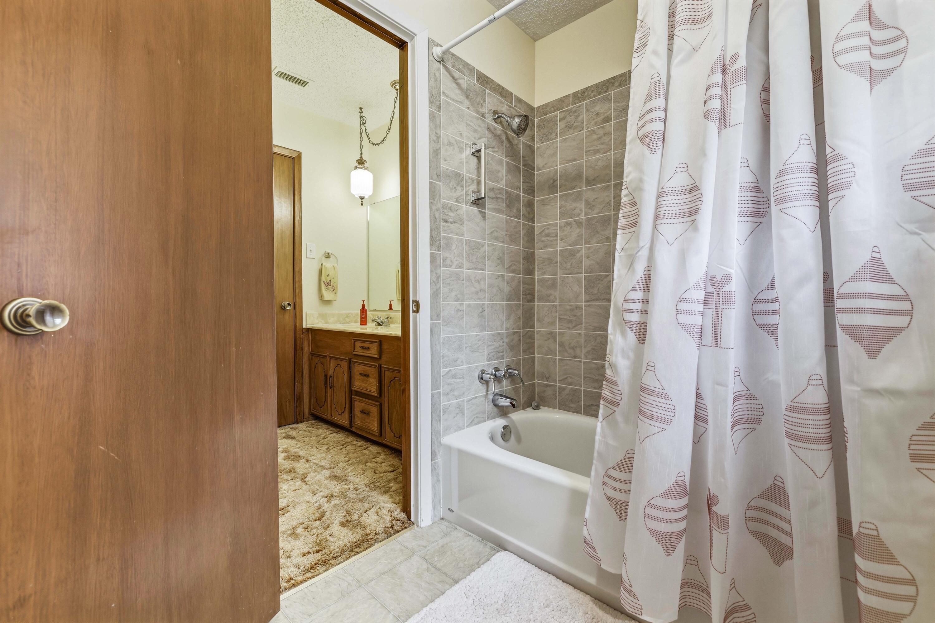 2814 Canyon Creek Drive Property Photo 15