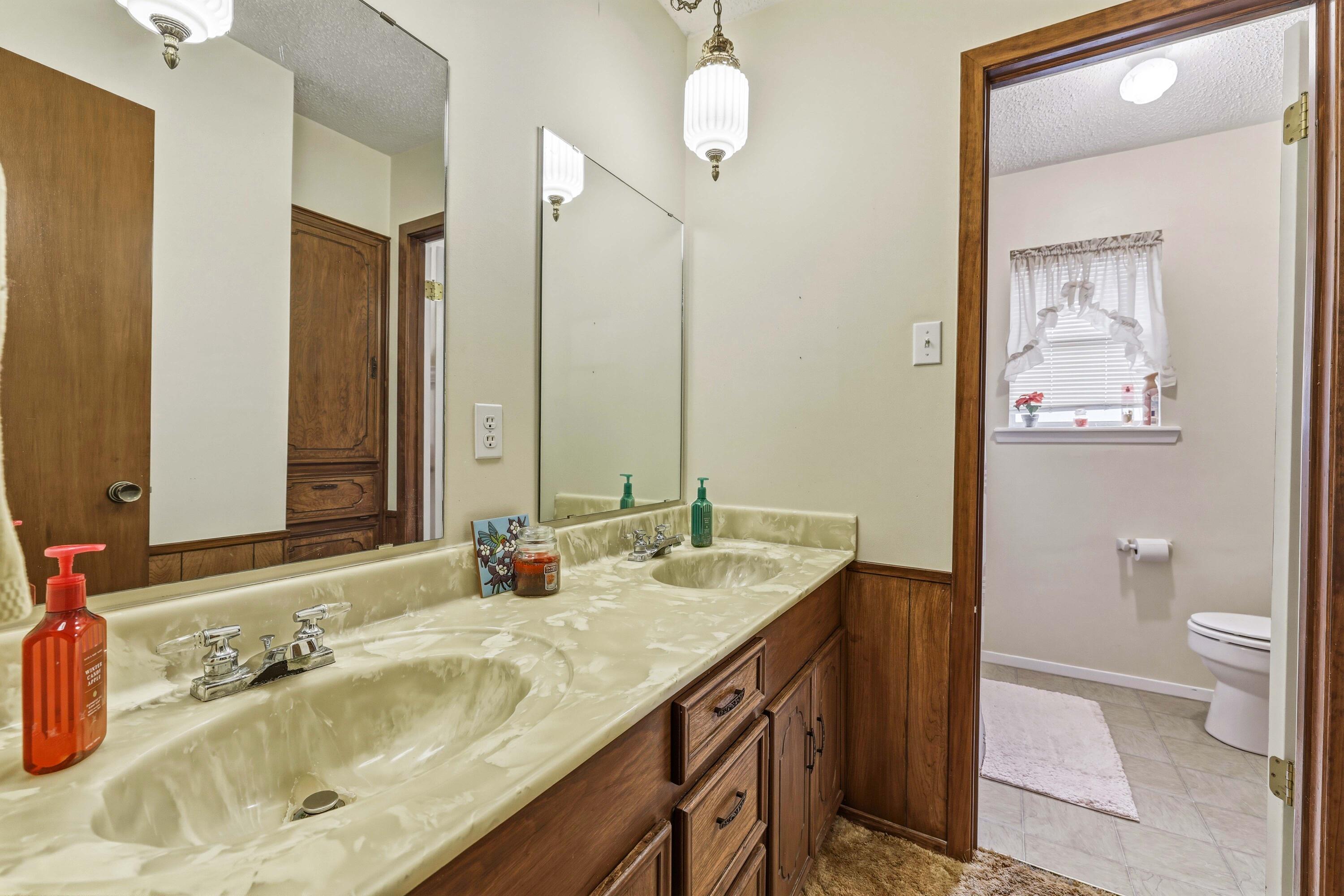 2814 Canyon Creek Drive Property Photo 16