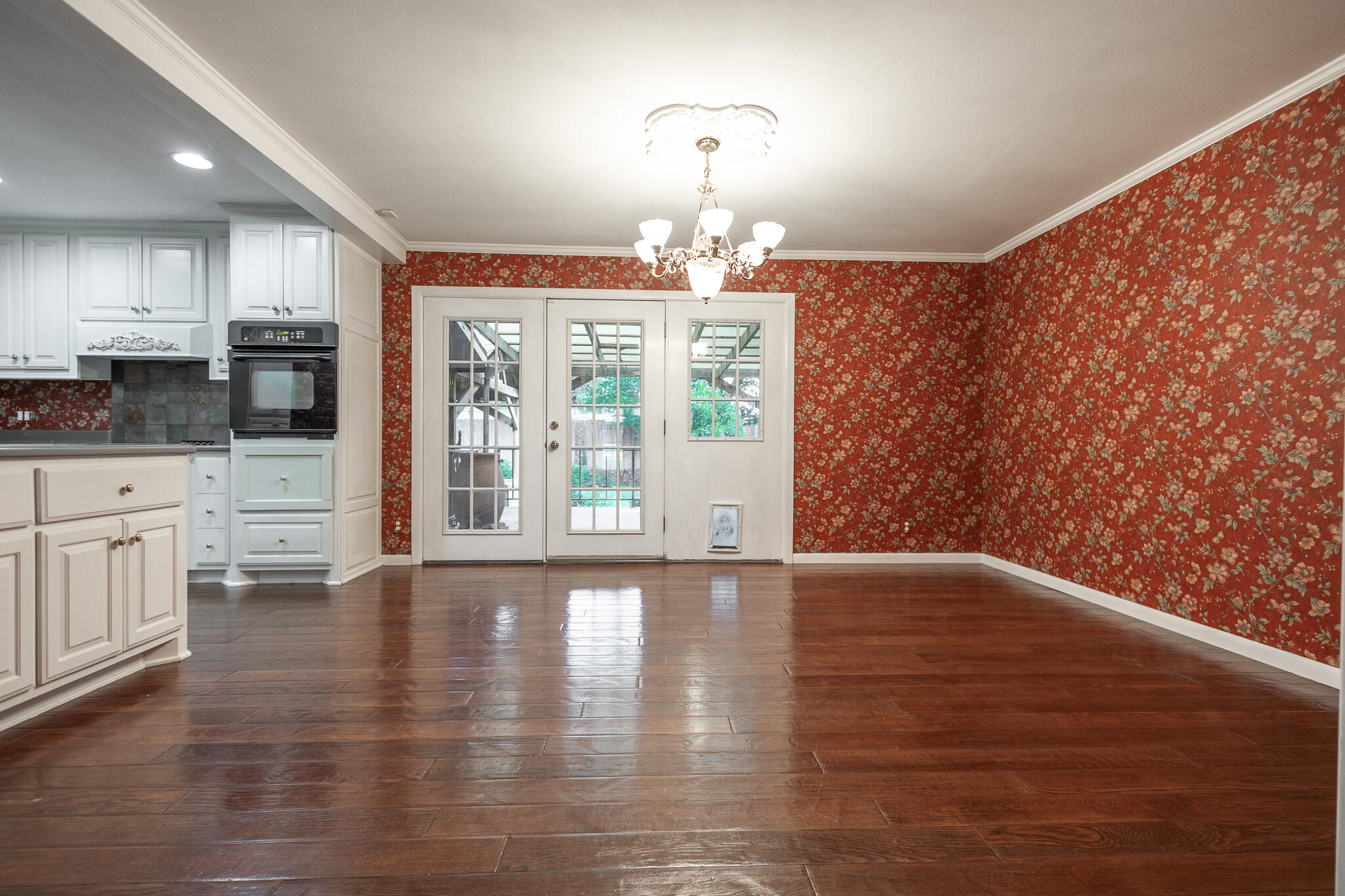 2704 W Twohig Avenue Property Photo 13