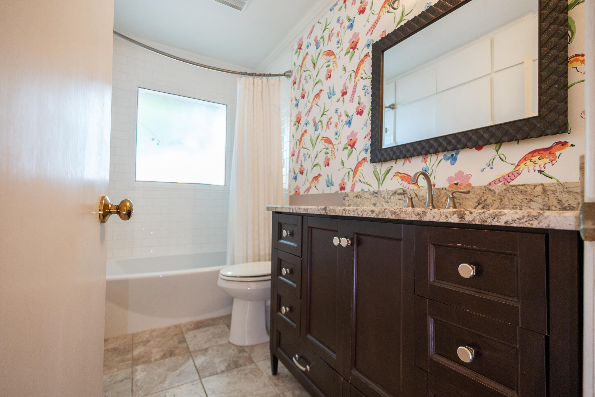 2704 W Twohig Avenue Property Photo 14
