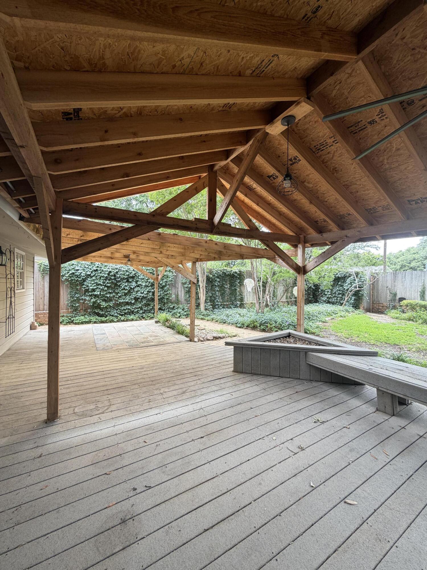 2704 W Twohig Avenue Property Photo 29