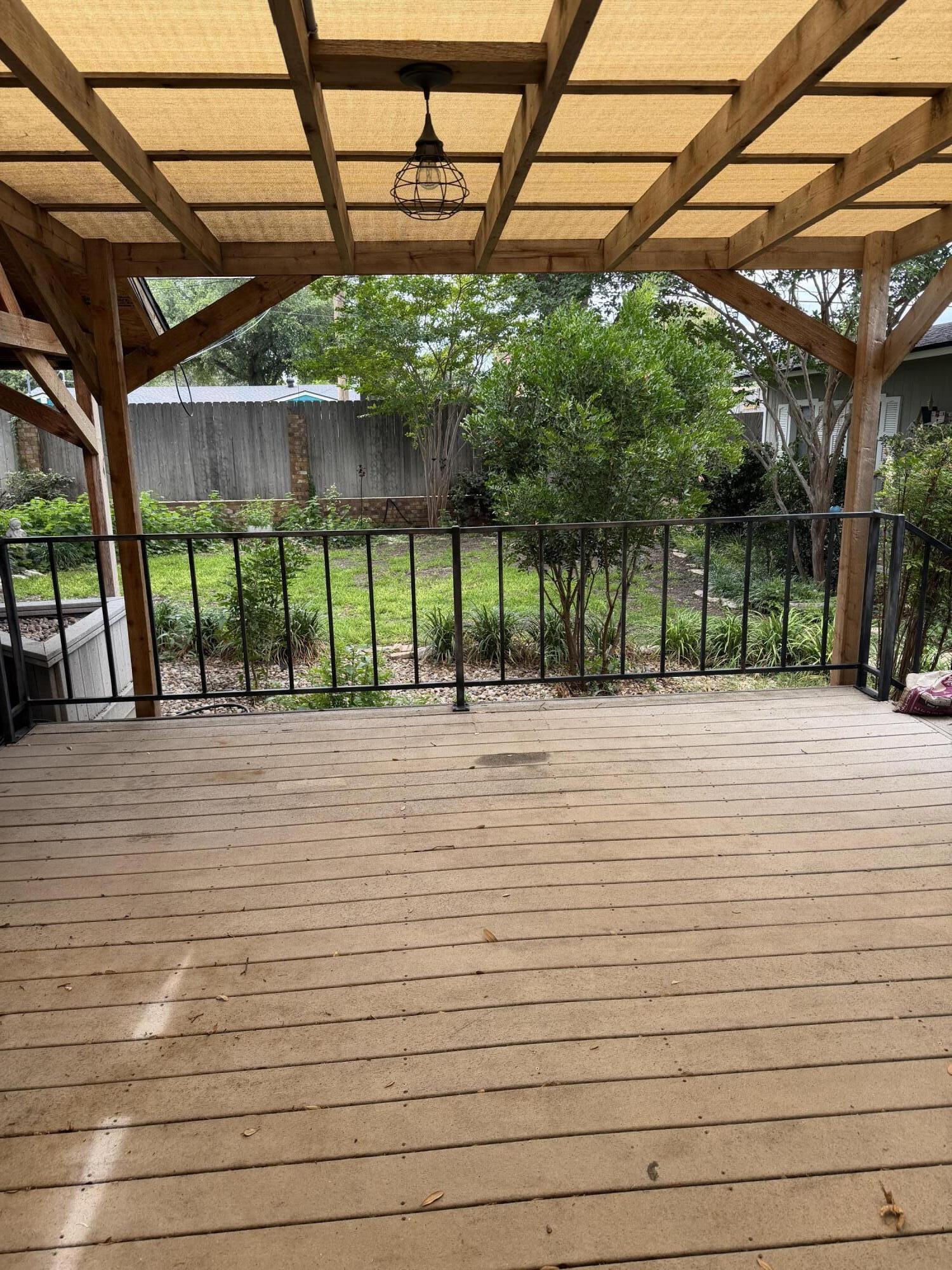 2704 W Twohig Avenue Property Photo 31