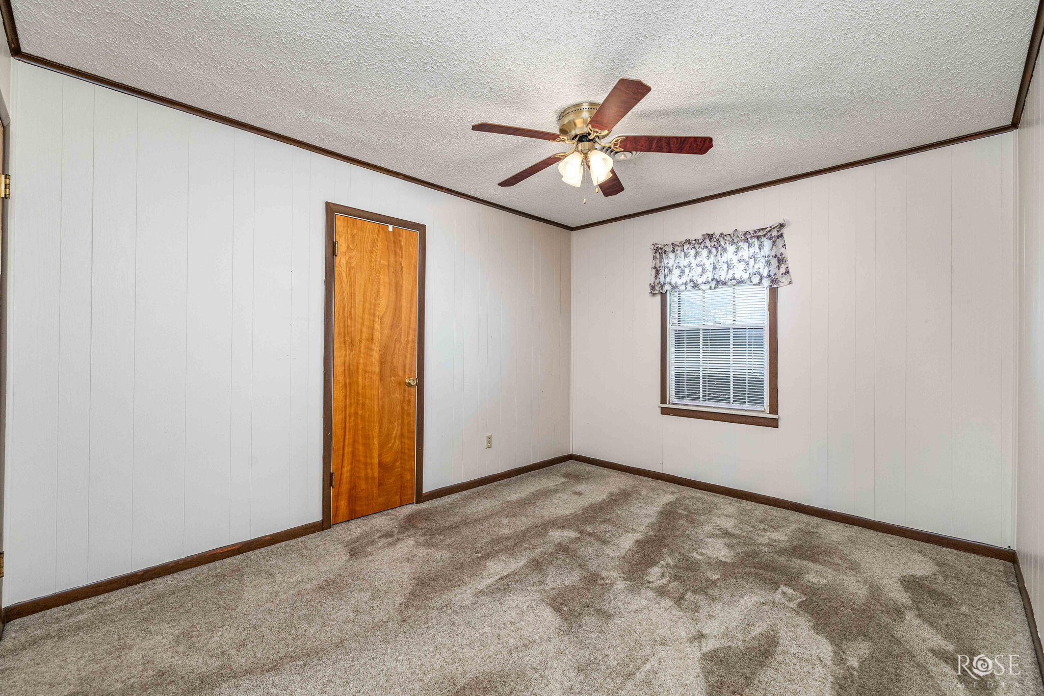 1009 E 8th Street Property Photo 25