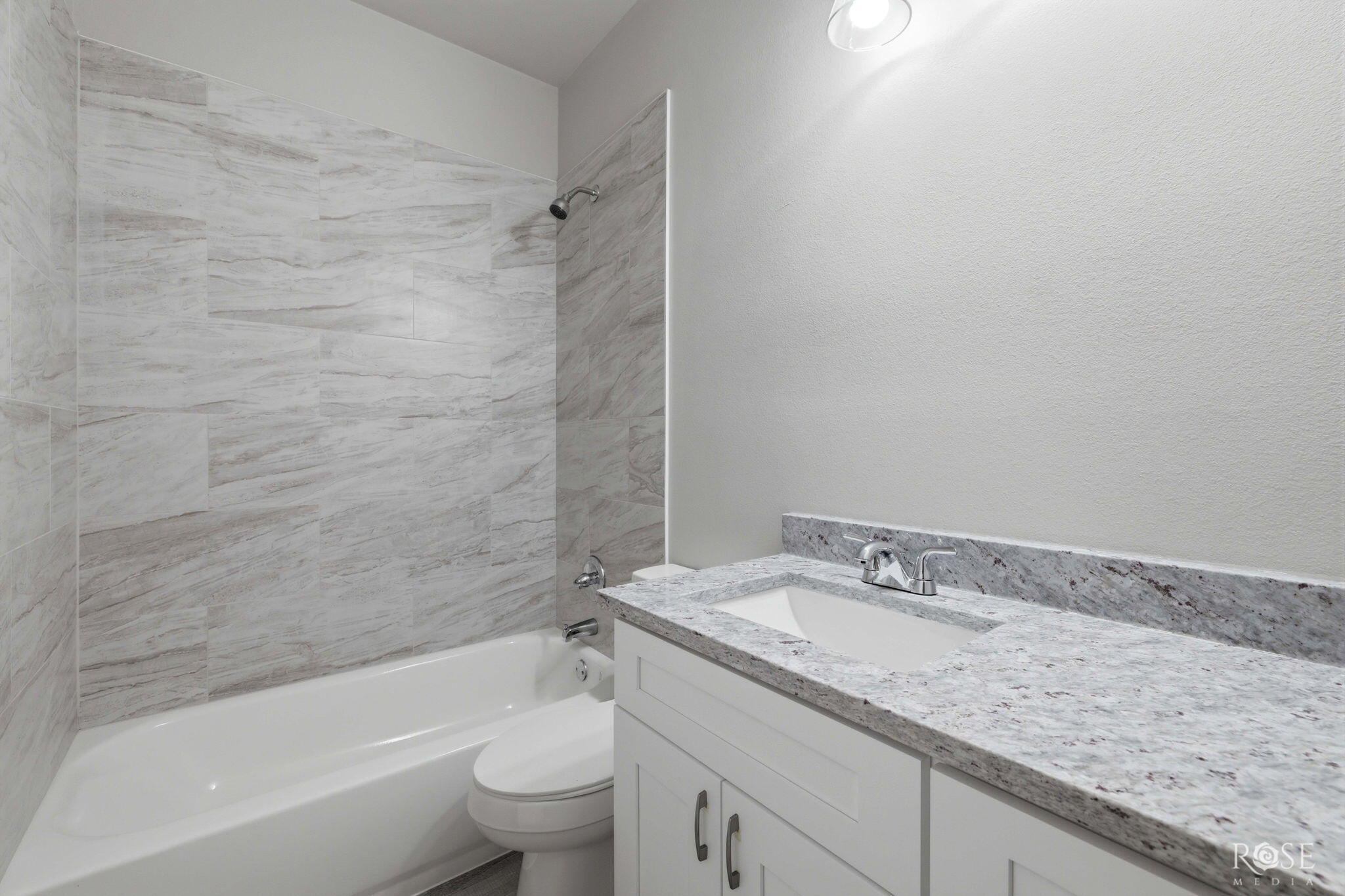 56 E 17th Street Property Photo 15