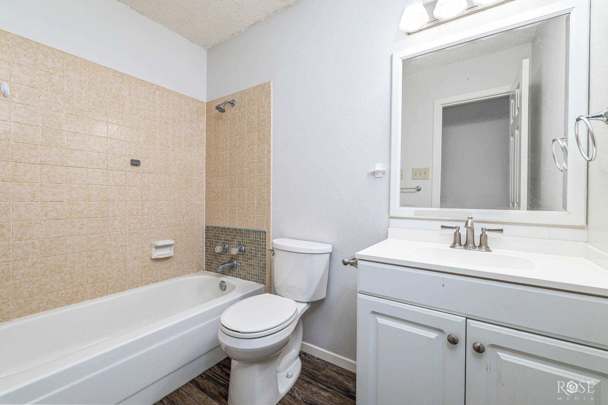 2709 Watson Street Property Photo 16