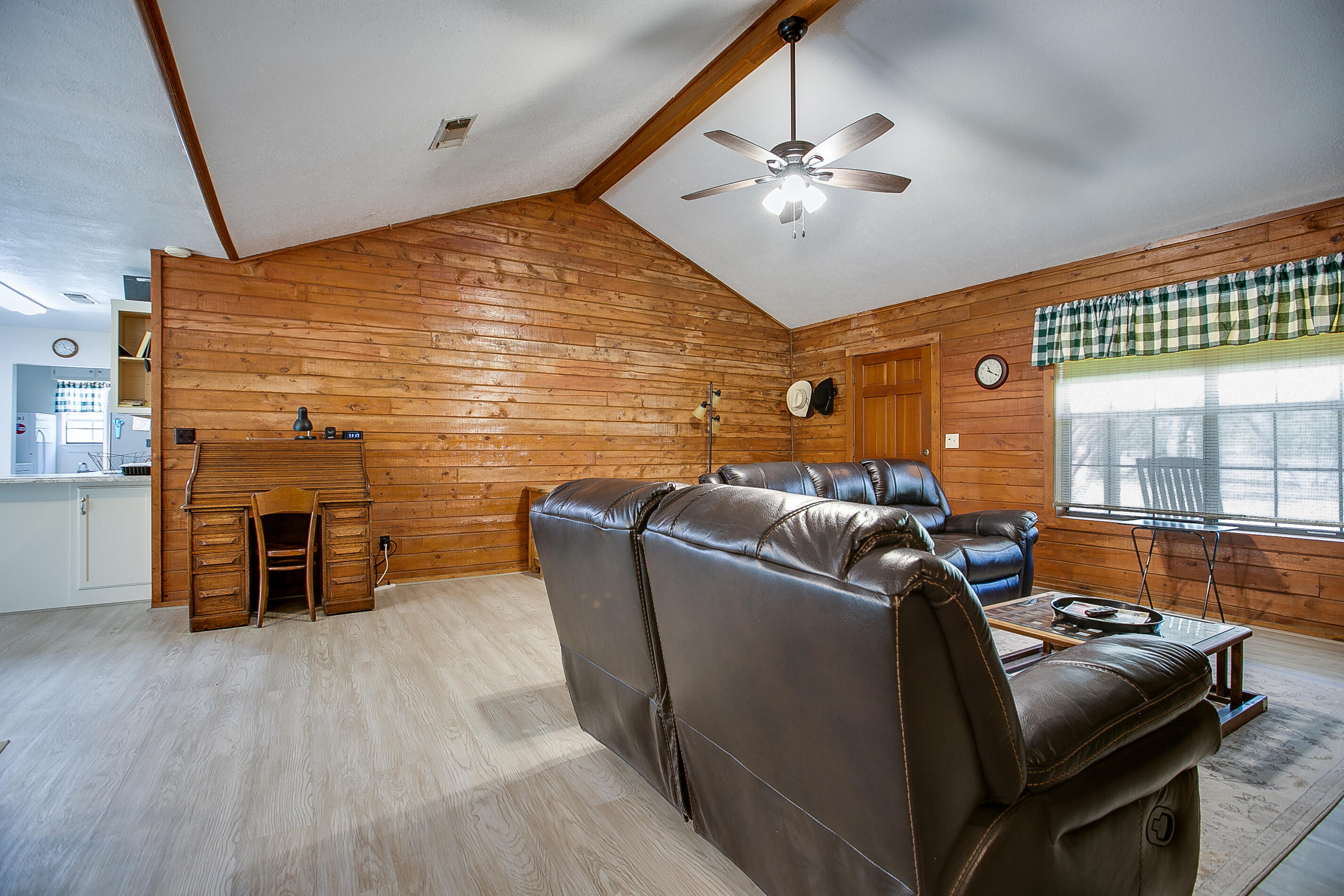 16101 Fitzgerald Drive Property Photo 6