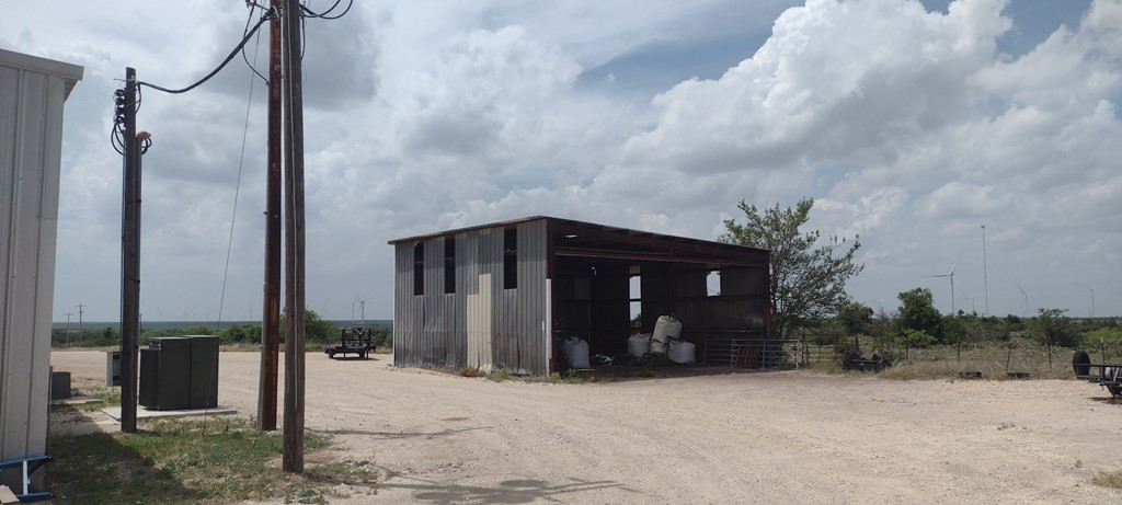 10 Industrial Boulevard Property Photo 7