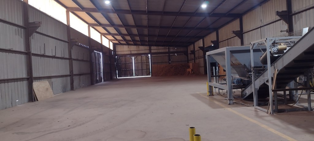 10 Industrial Boulevard Property Photo 15