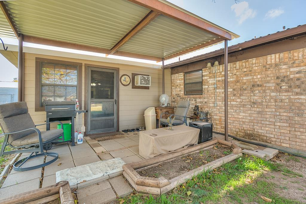 4134 Hawk Avenue Property Photo 29