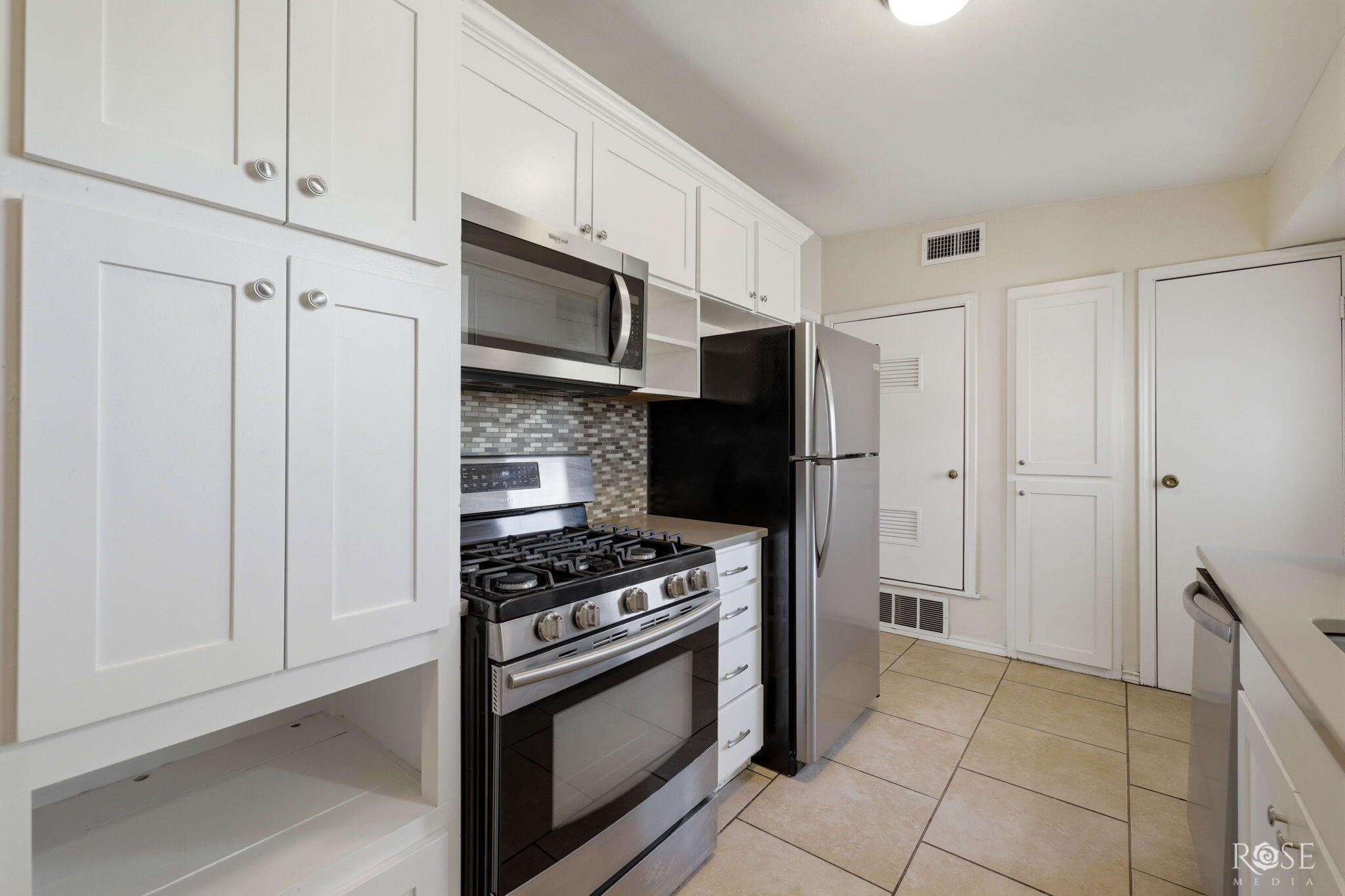 2105 S A & M Avenue Property Photo 8