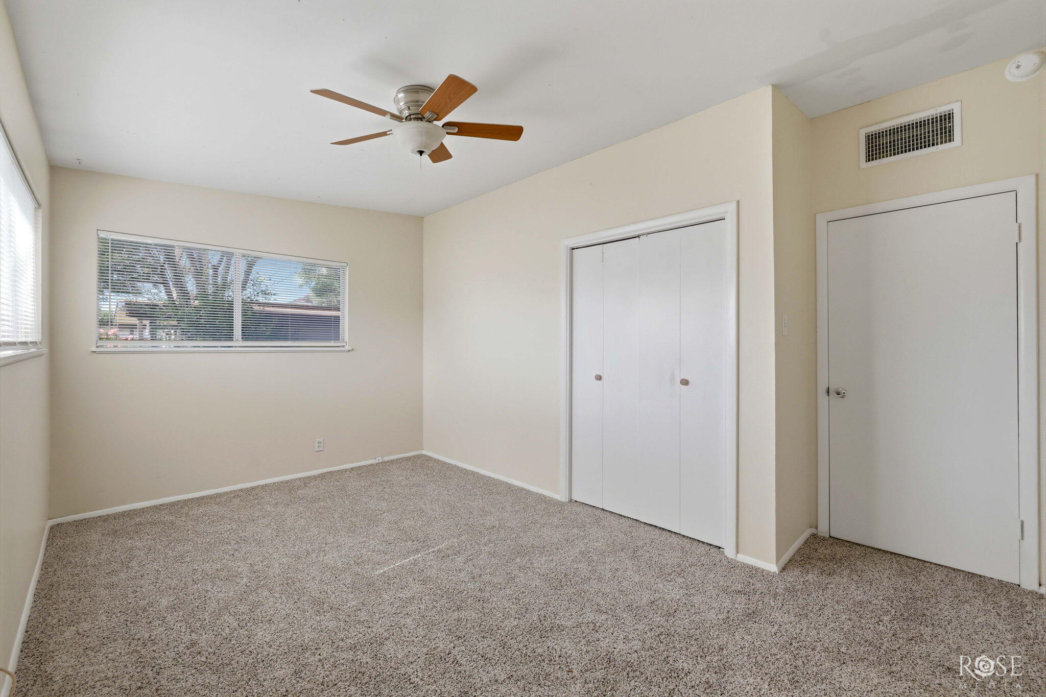 2105 S A & M Avenue Property Photo 14