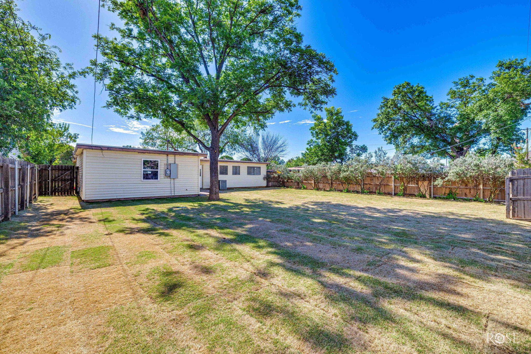 2105 S A & M Avenue Property Photo 24