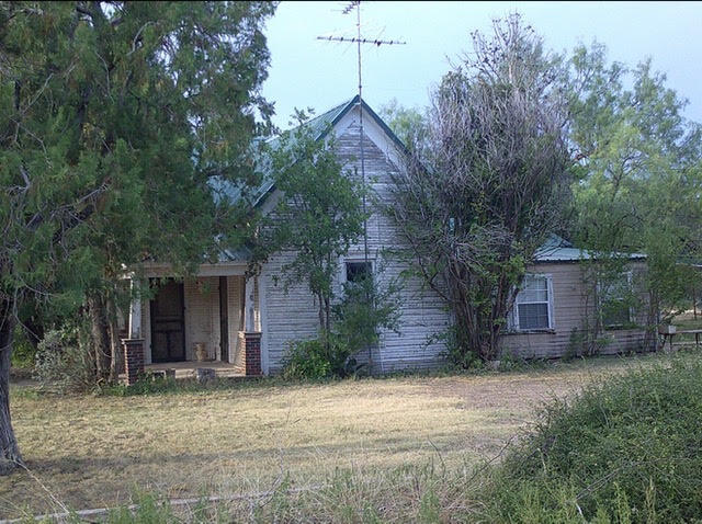 598 S Roberts Street Property Photo 12